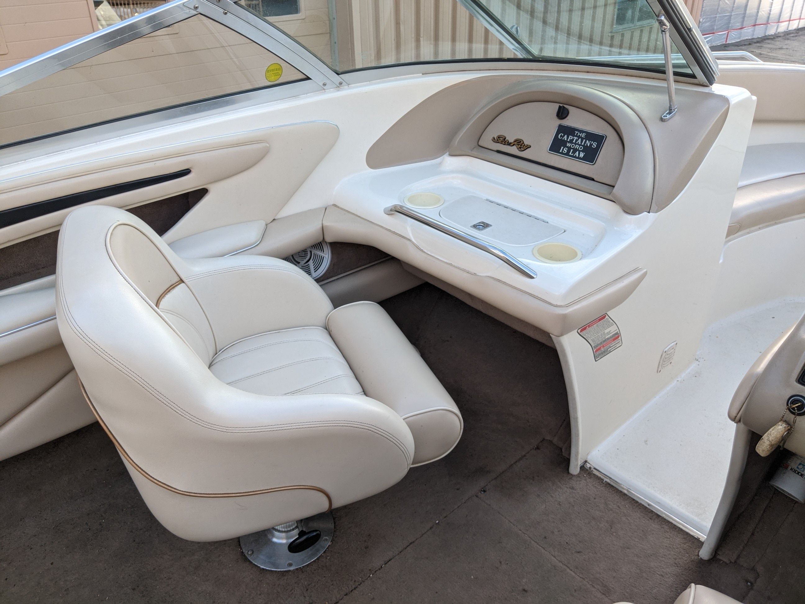 1998 Sea Ray
                                                             210 Image Thumbnail #6