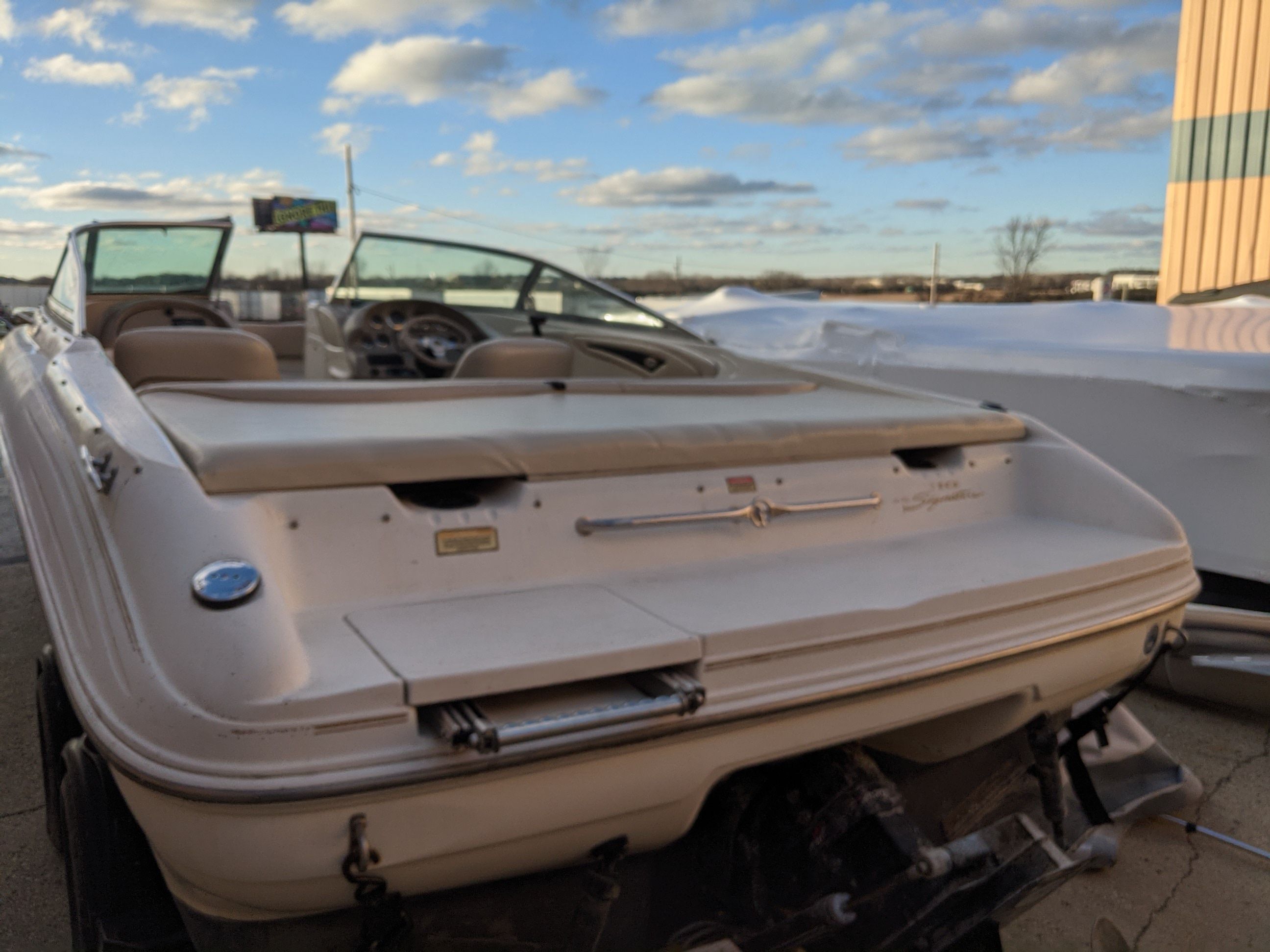 1998 Sea Ray
                                                             210 Image Thumbnail #13