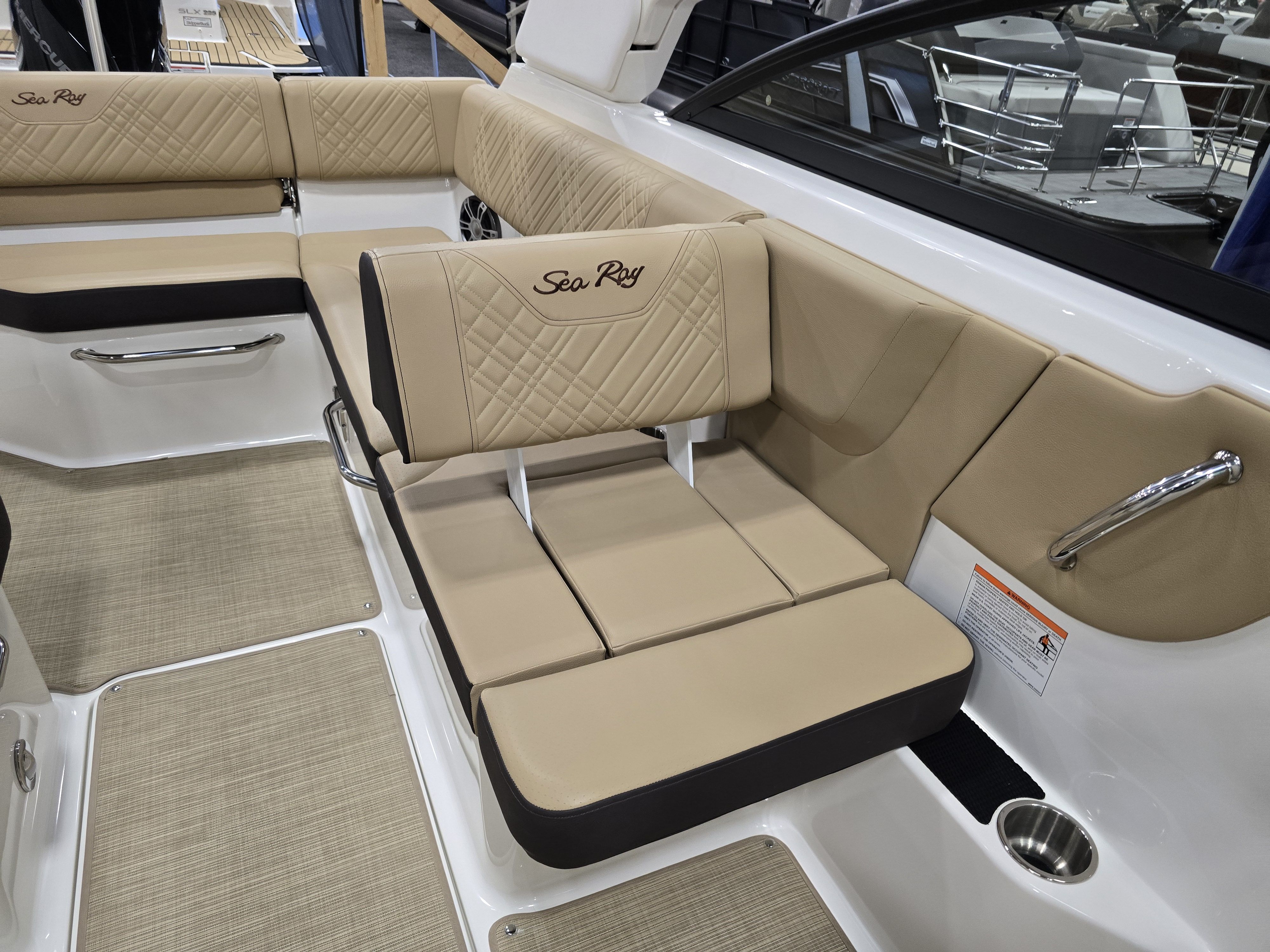 2025 Sea Ray
                                                             SDX 250 Outboard Image Thumbnail #7