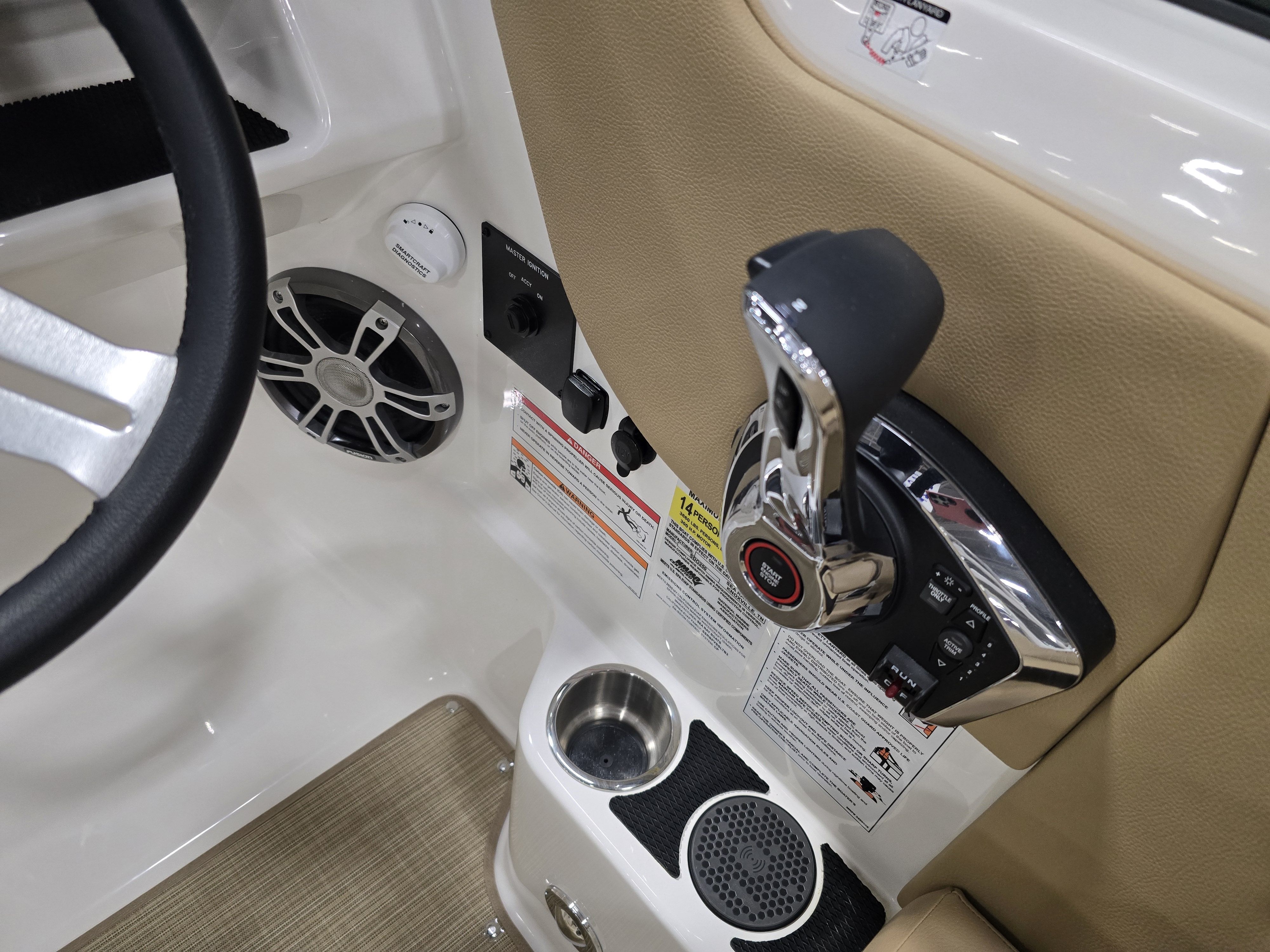2025 Sea Ray
                                                             SDX 250 Outboard Image Thumbnail #15