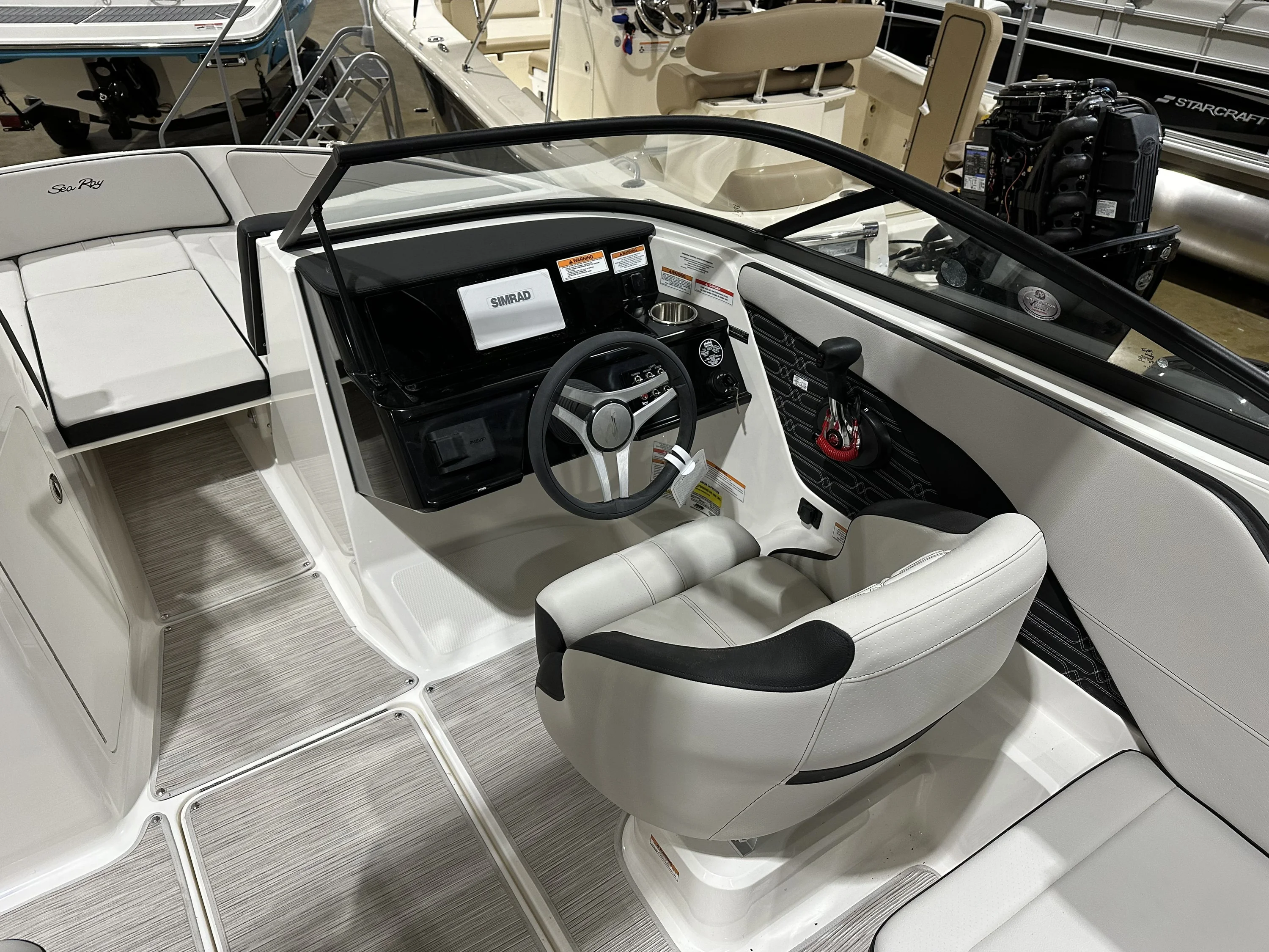 2024 Sea Ray SPX 210 Image Thumbnail #7