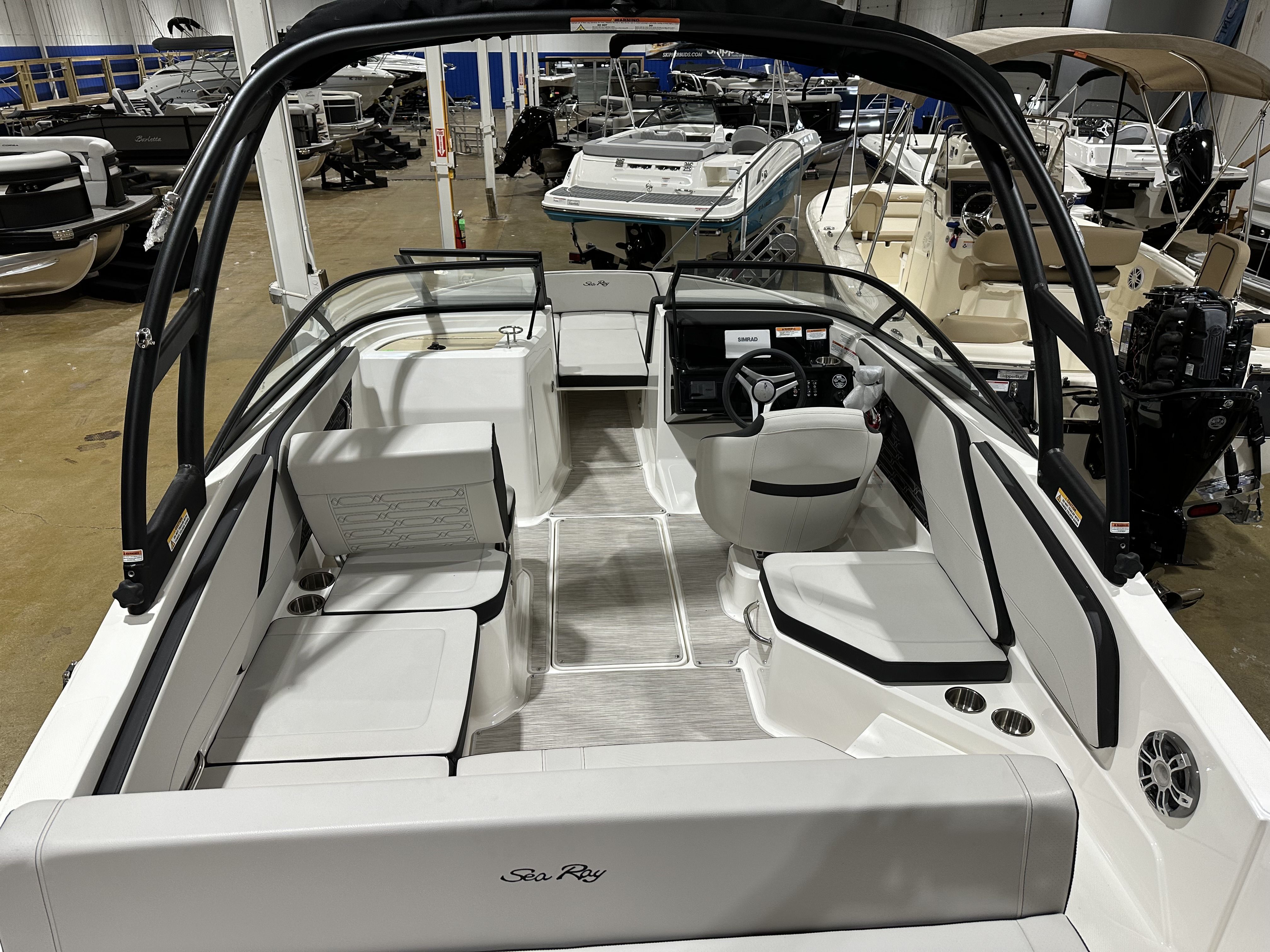 2024 Sea Ray SPX 210 Image Thumbnail #10