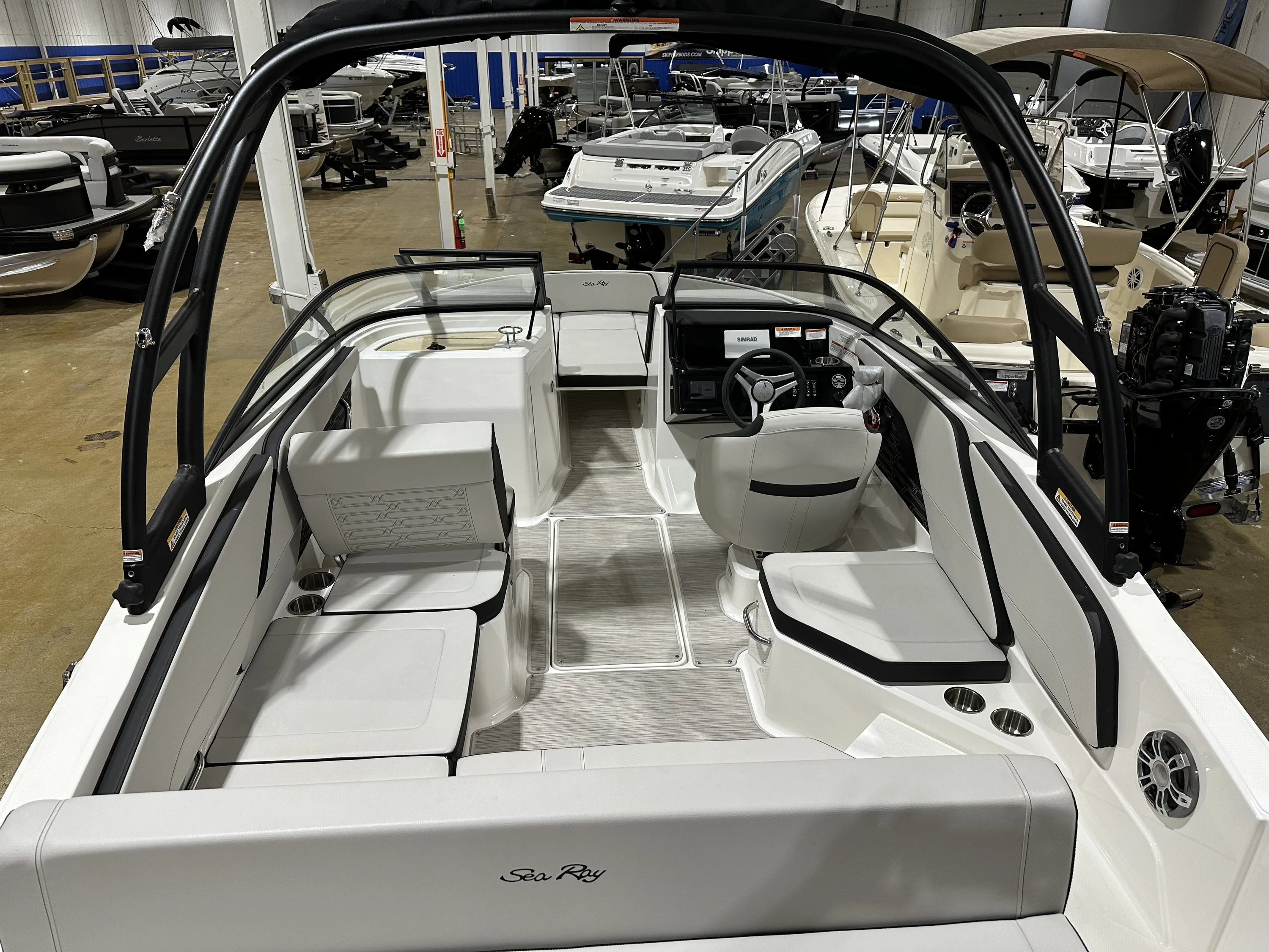 2024 Sea Ray SPX 210 Image Thumbnail #10