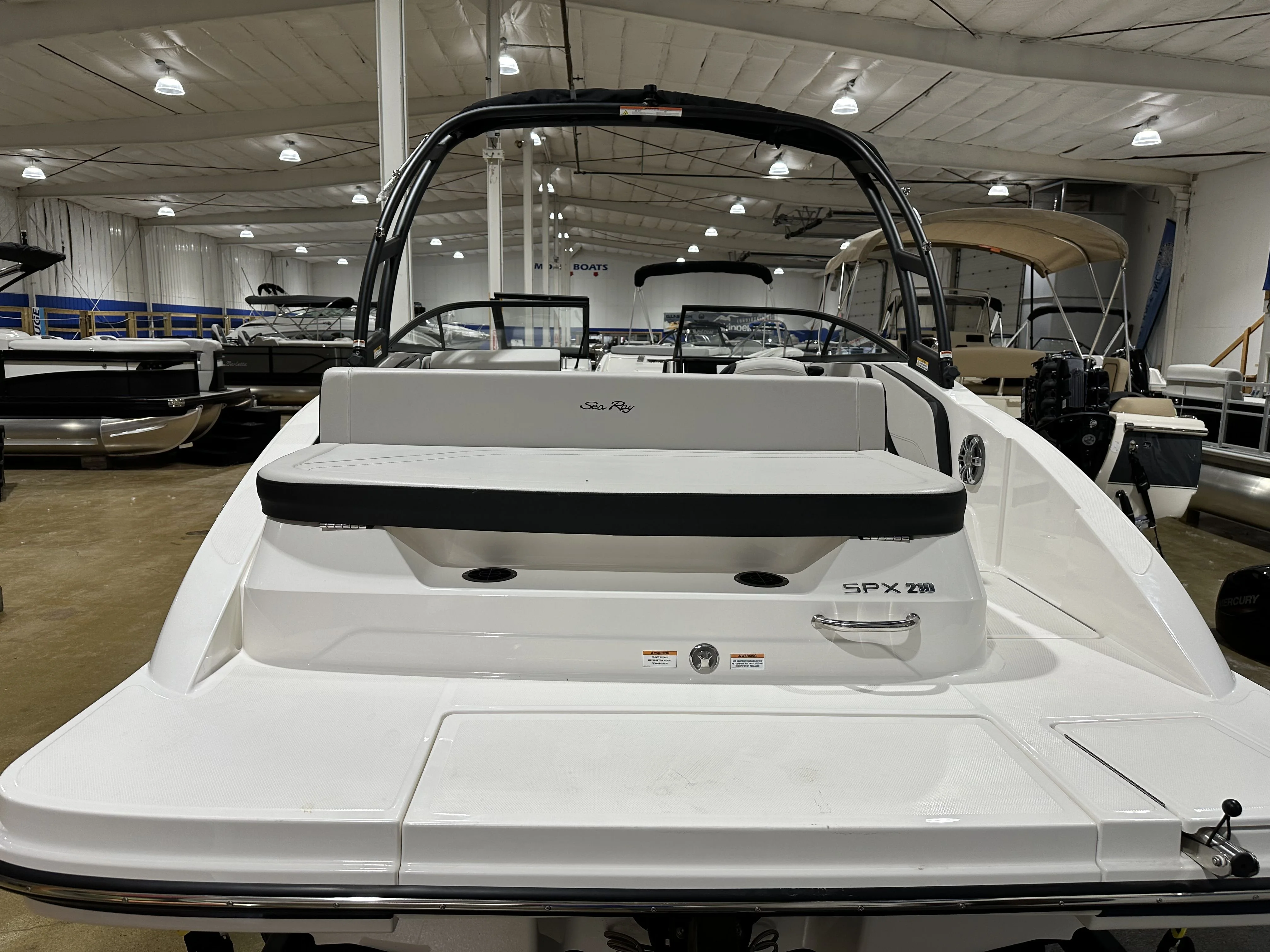 2024 Sea Ray SPX 210 Image Thumbnail #11