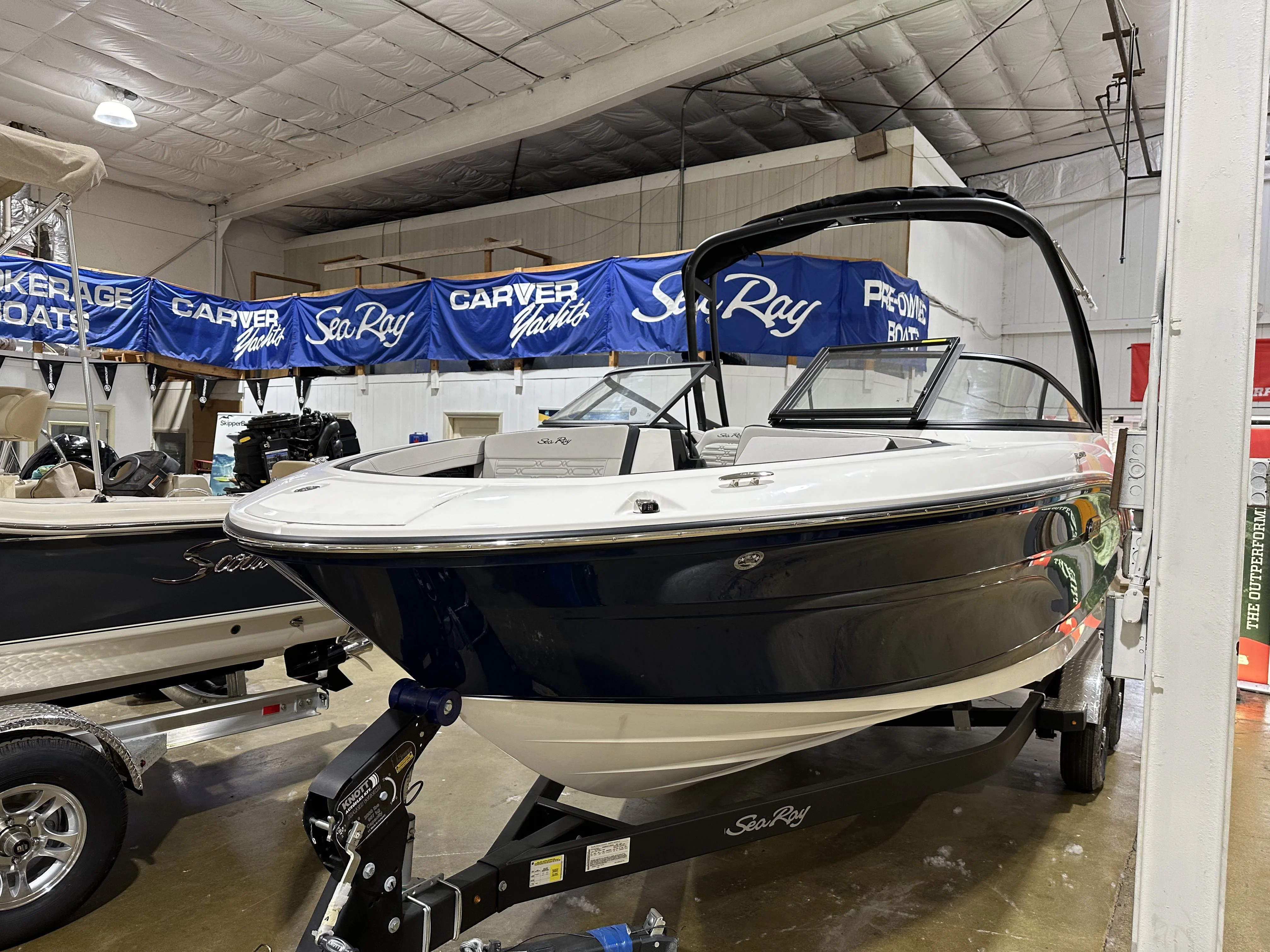 2024 Sea Ray SPX 210 Image Thumbnail #0