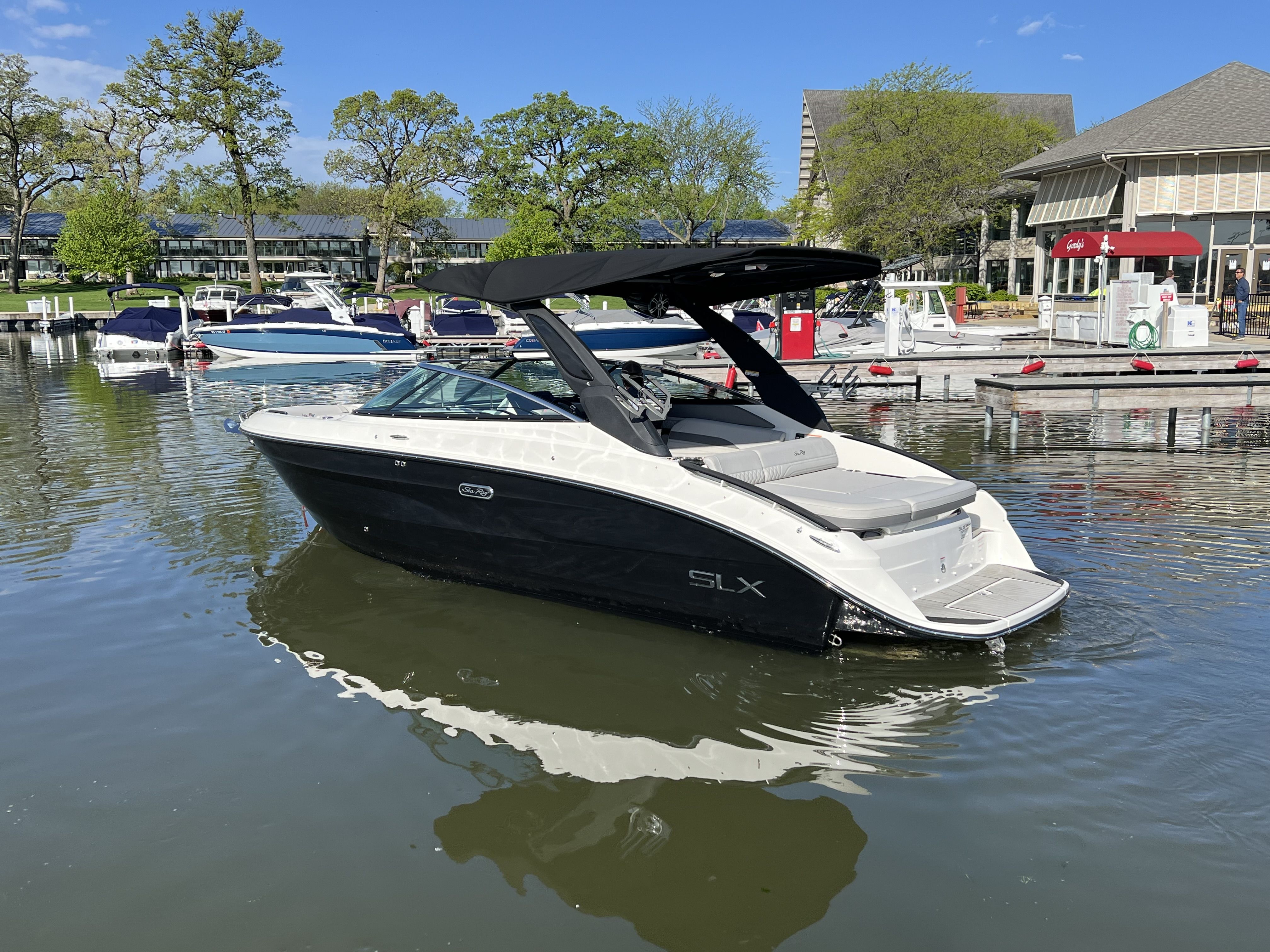 2024 Sea Ray SLX 260 Surf Image Thumbnail #0