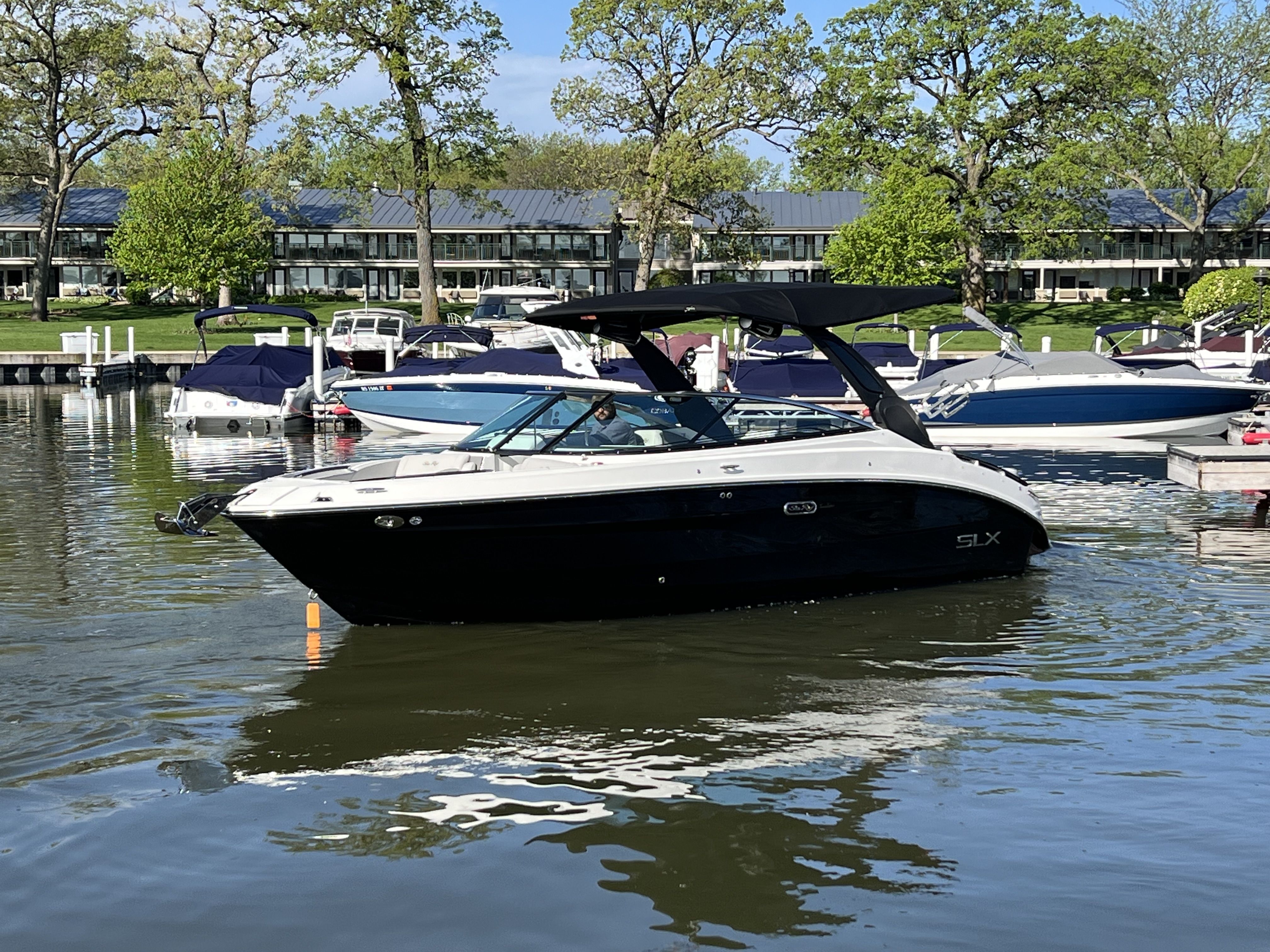 2024 Sea Ray SLX 260 Surf Image Thumbnail #2