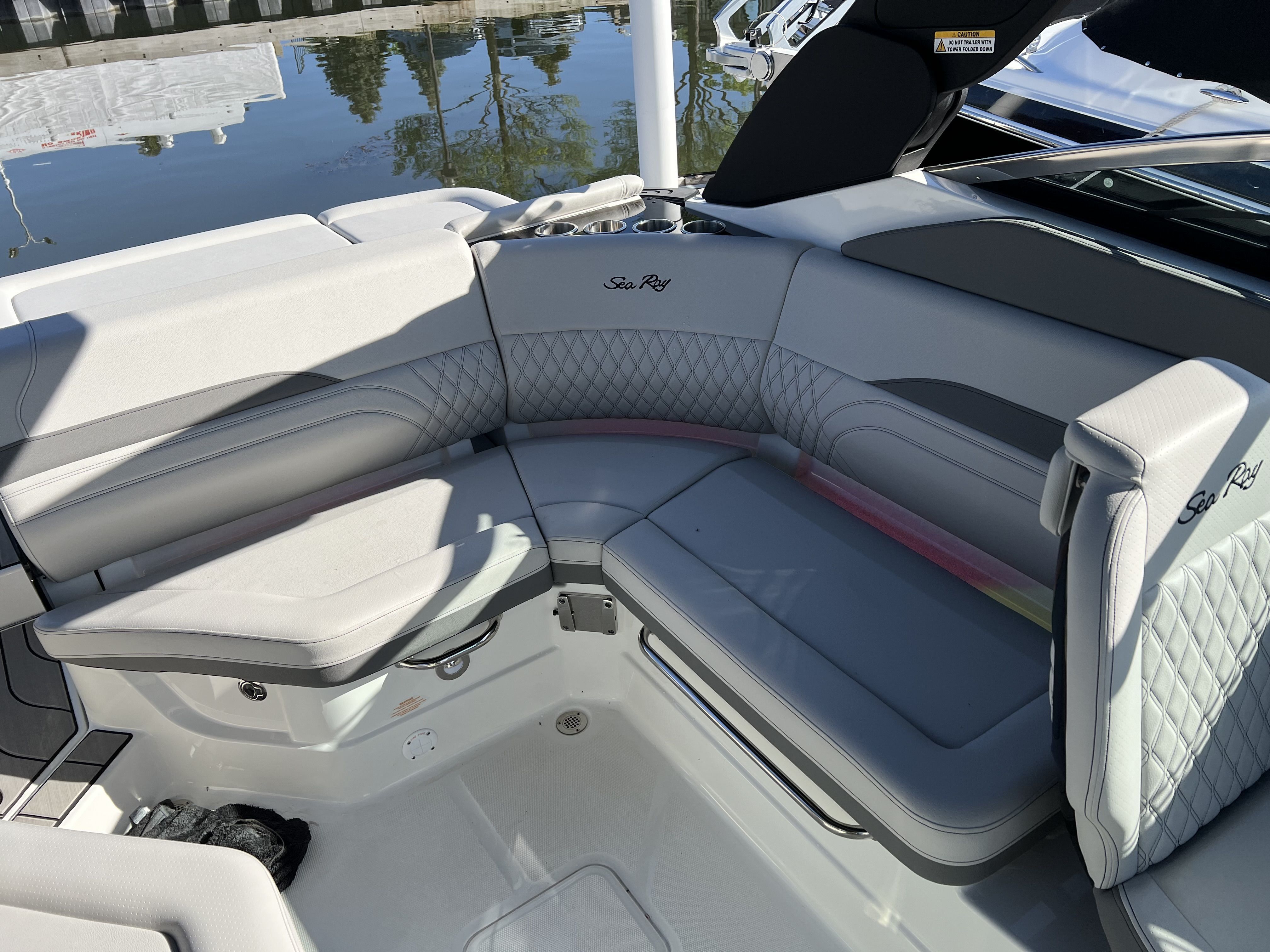 2024 Sea Ray SLX 260 Surf Image Thumbnail #11