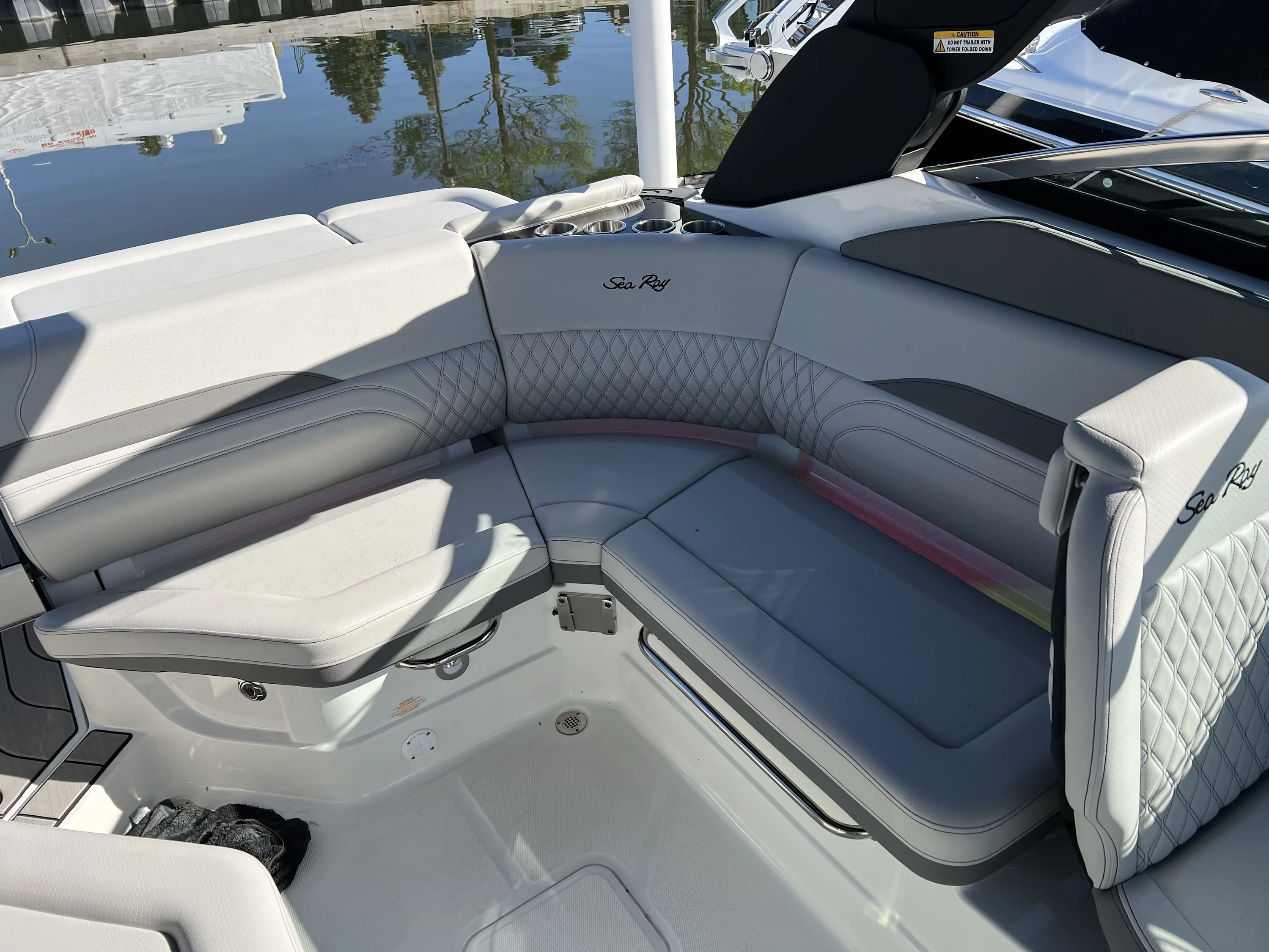 2024 Sea Ray SLX 260 Surf Image Thumbnail #11