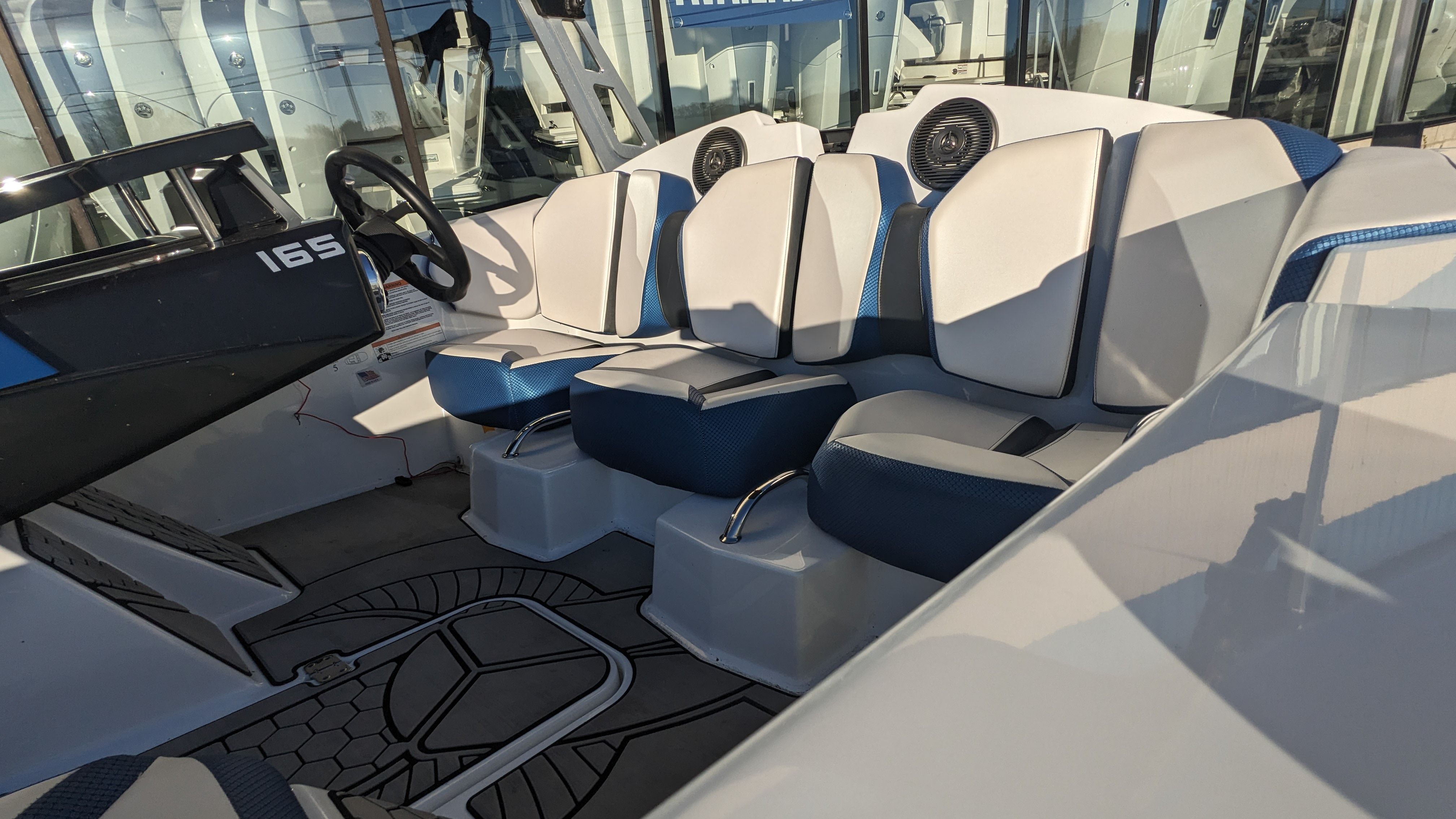 2020 Scarab
                                                             165 Image Thumbnail #8