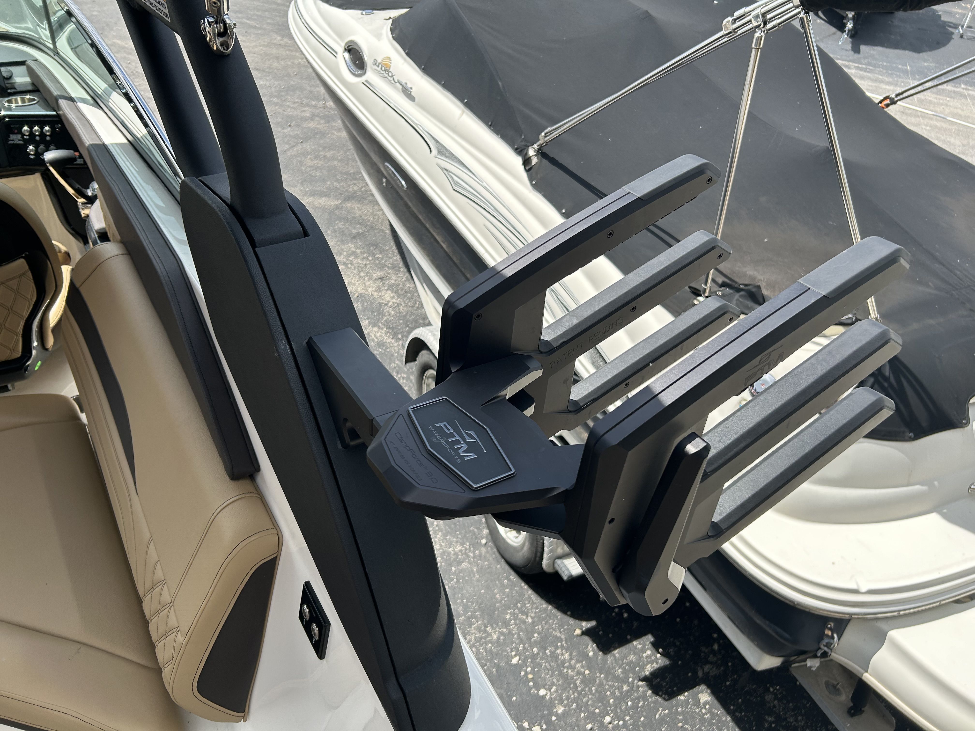 2024 Sea Ray SLX 260 Surf Image Thumbnail #8