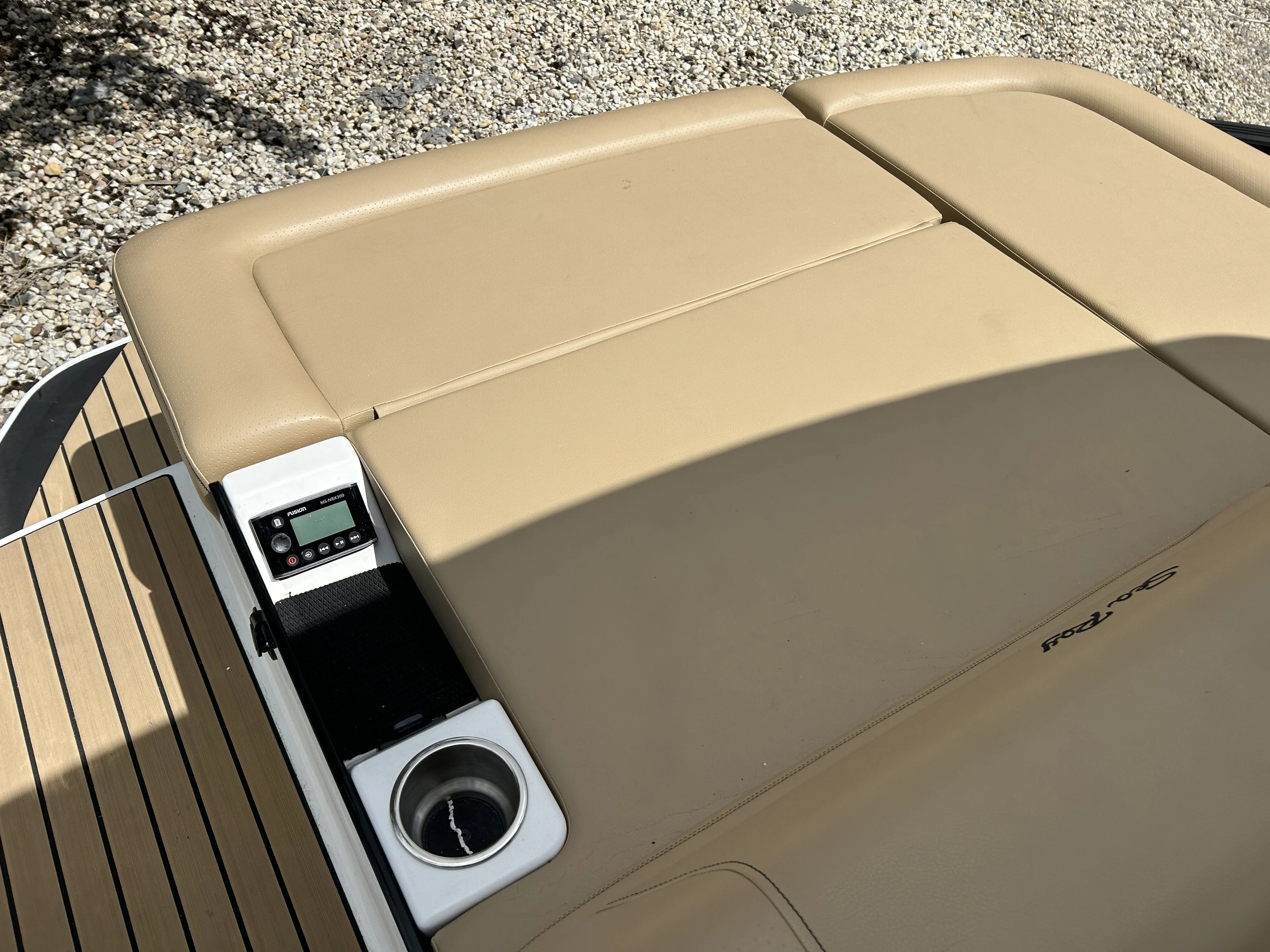 2024 Sea Ray SLX 260 Surf Image Thumbnail #9