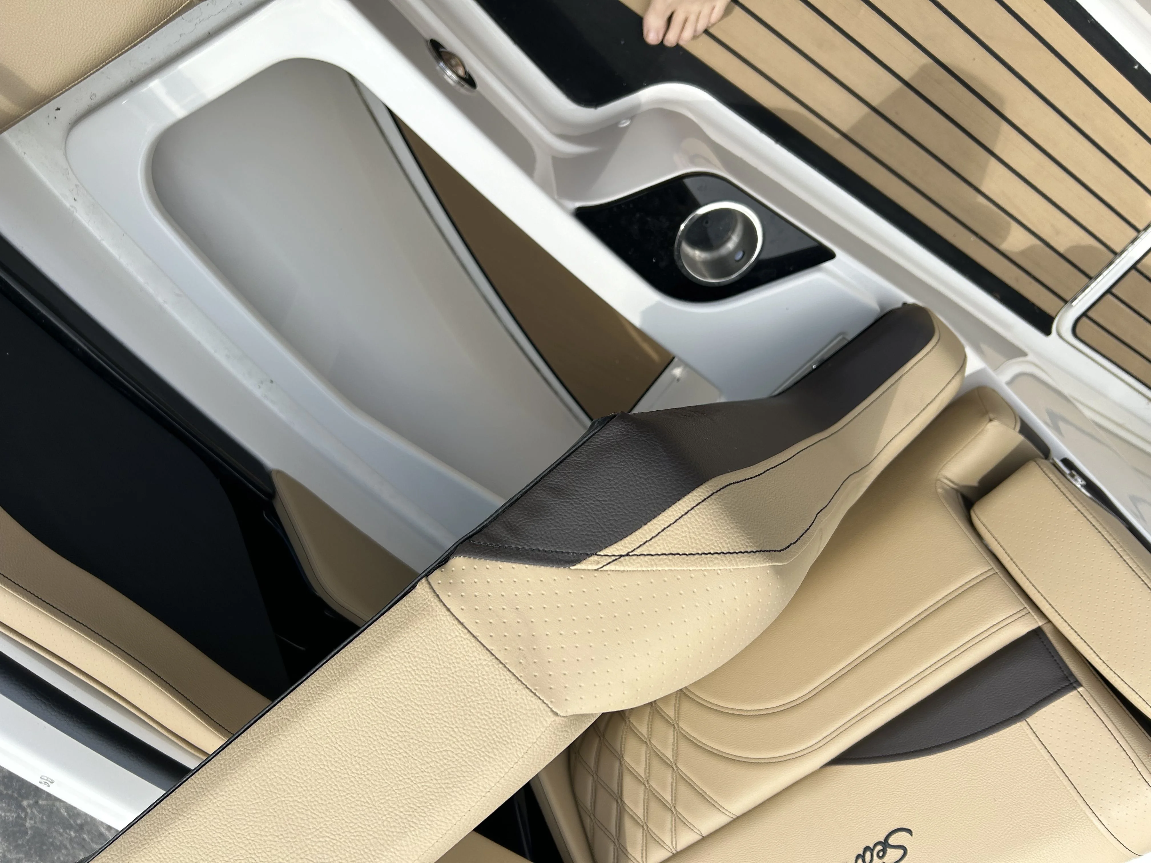 2024 Sea Ray SLX 260 Surf Image Thumbnail #12