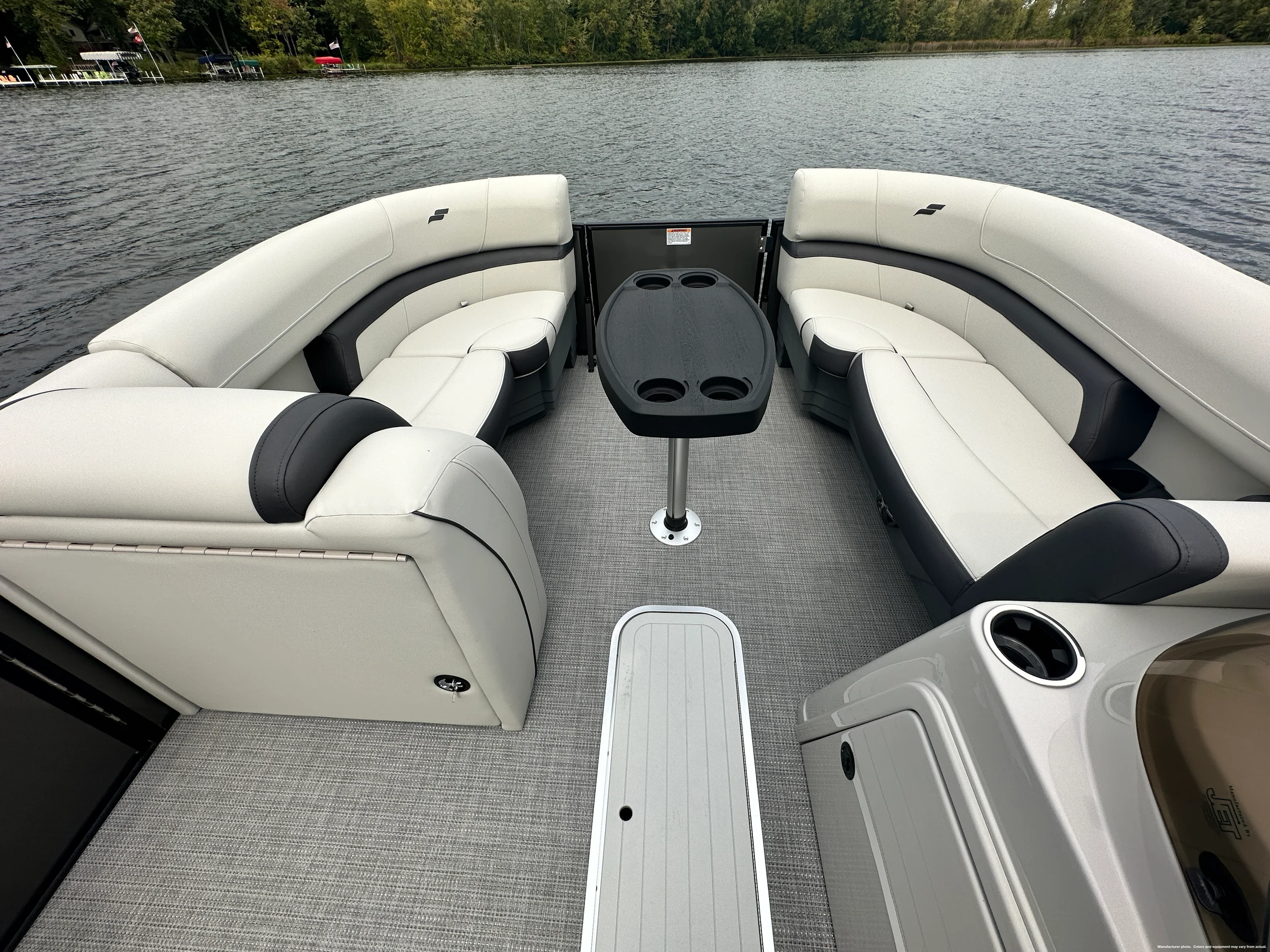 2025 Starcraft EXS 3 Q DH TT Image Thumbnail #2