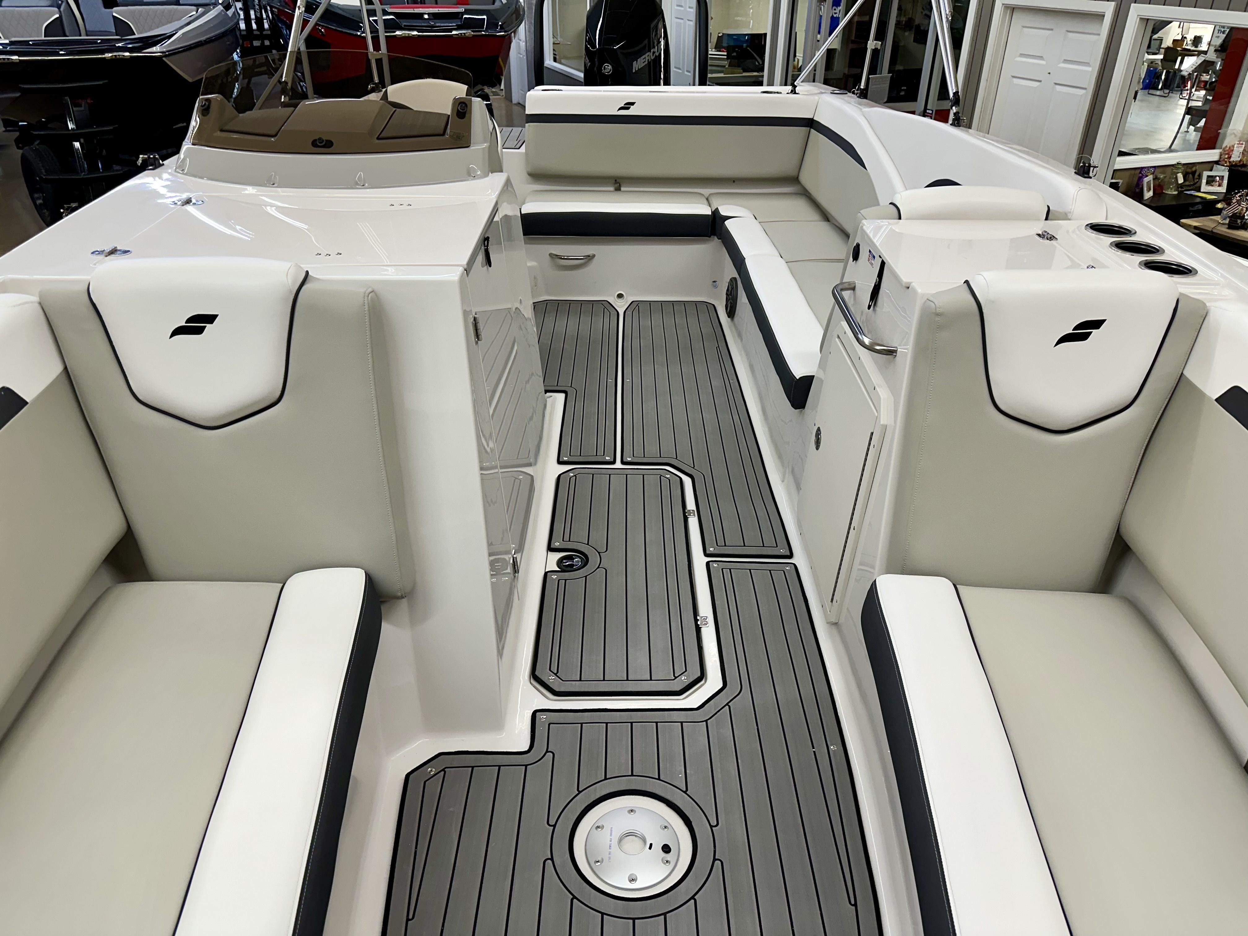 2024 Starcraft 231 SVX OB Image Thumbnail #12