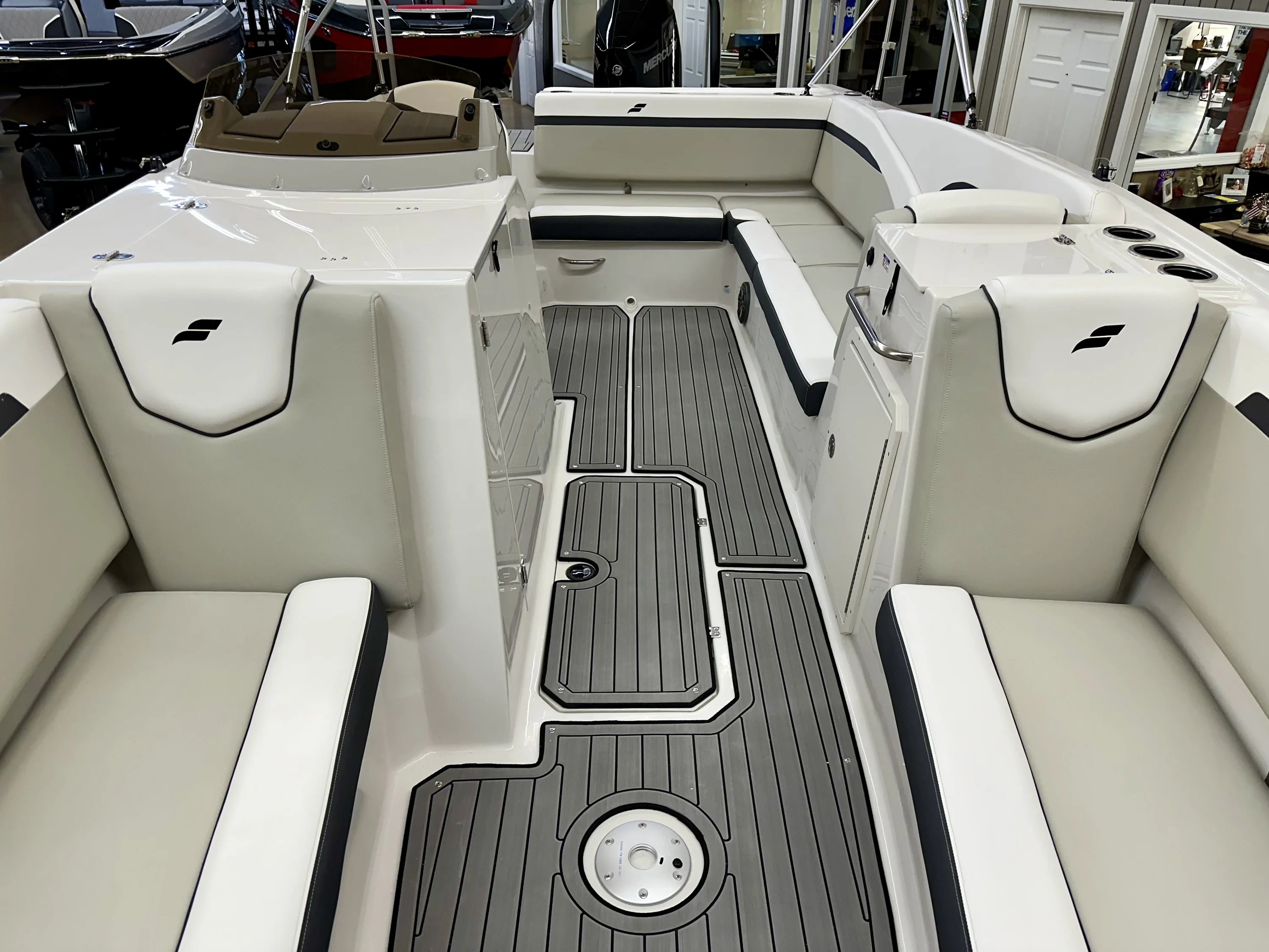 2024 Starcraft 231 SVX OB Image Thumbnail #12