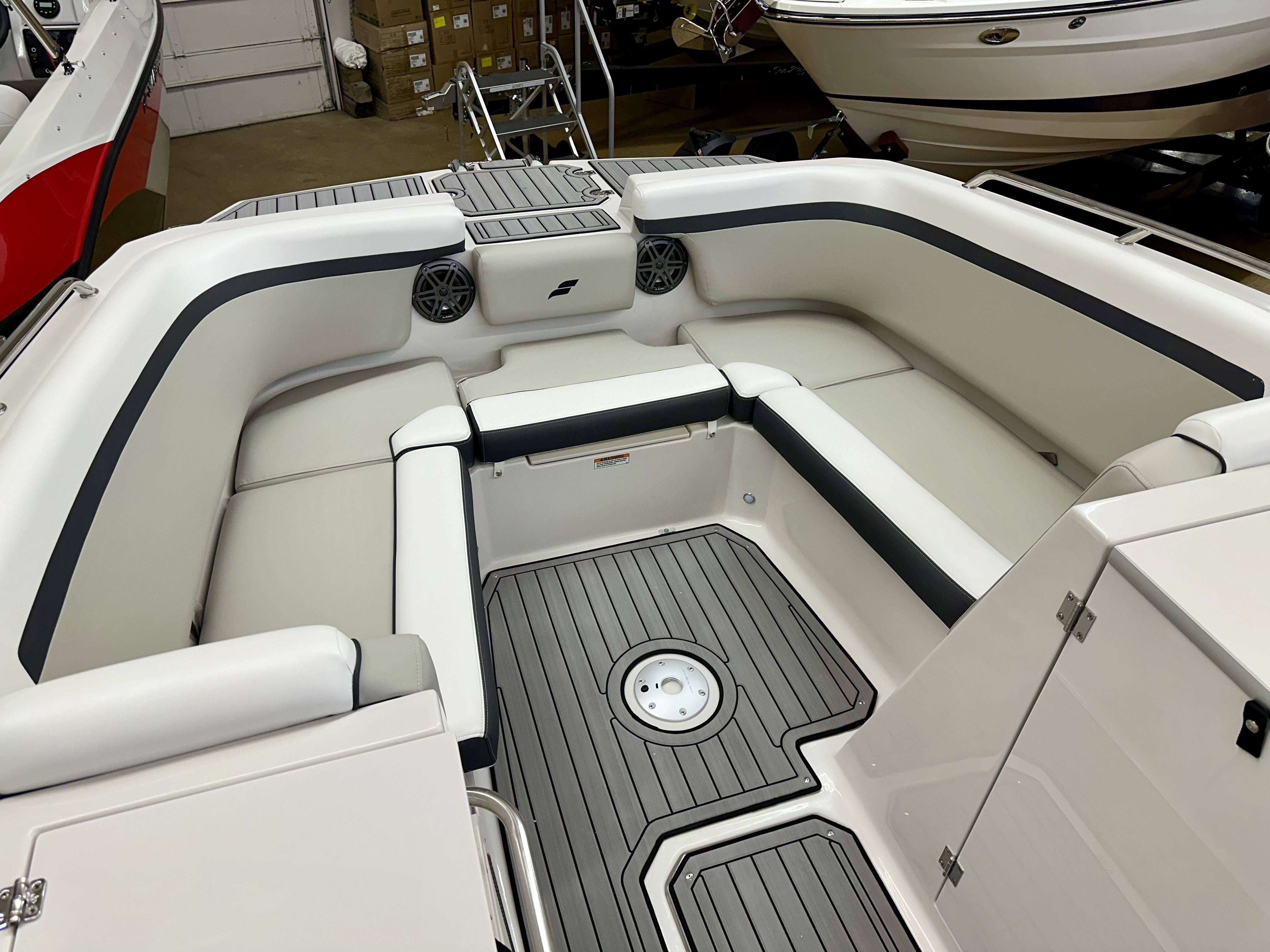 2024 Starcraft 231 SVX OB Image Thumbnail #4