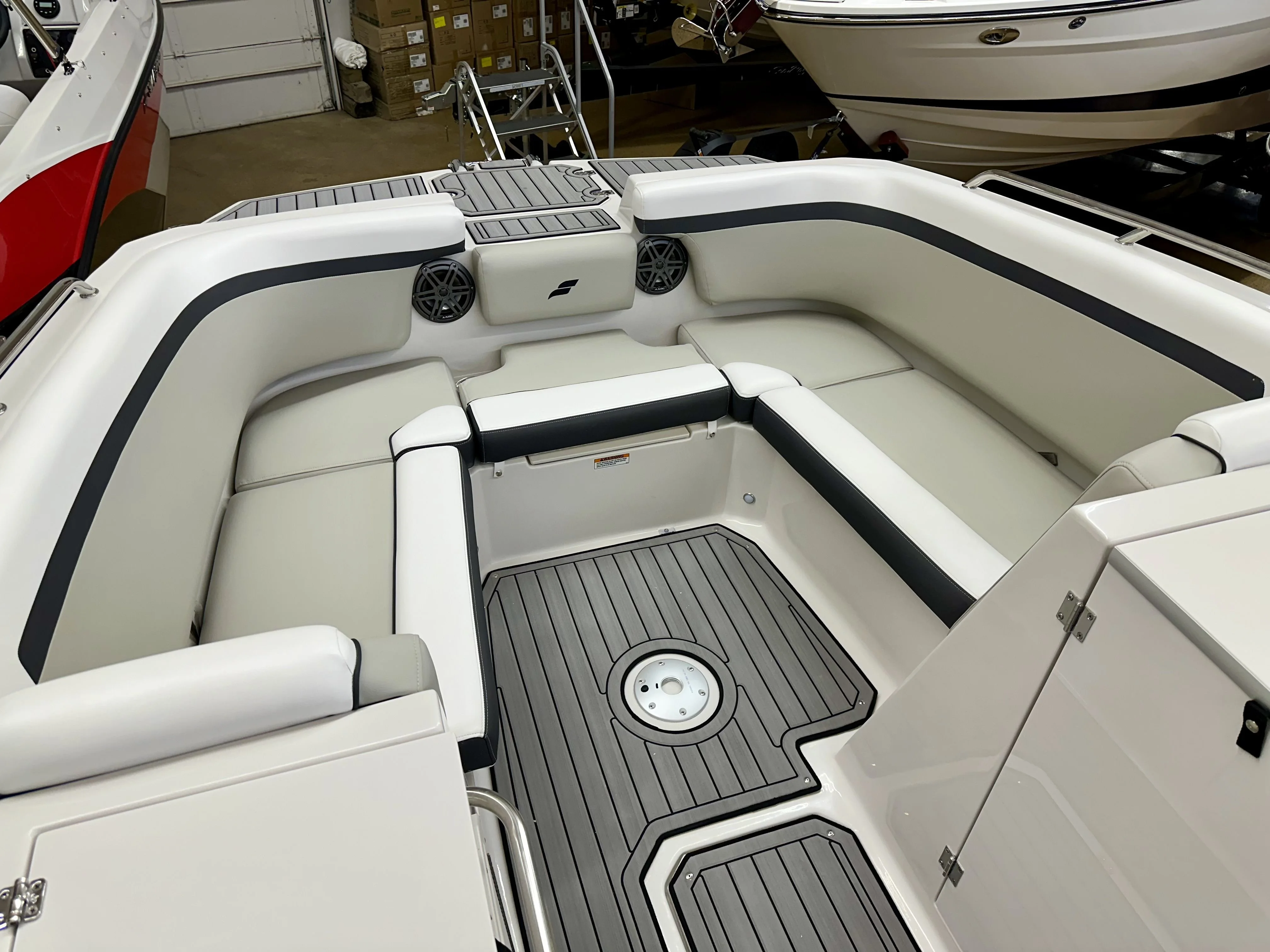 2024 Starcraft 231 SVX OB Image Thumbnail #4