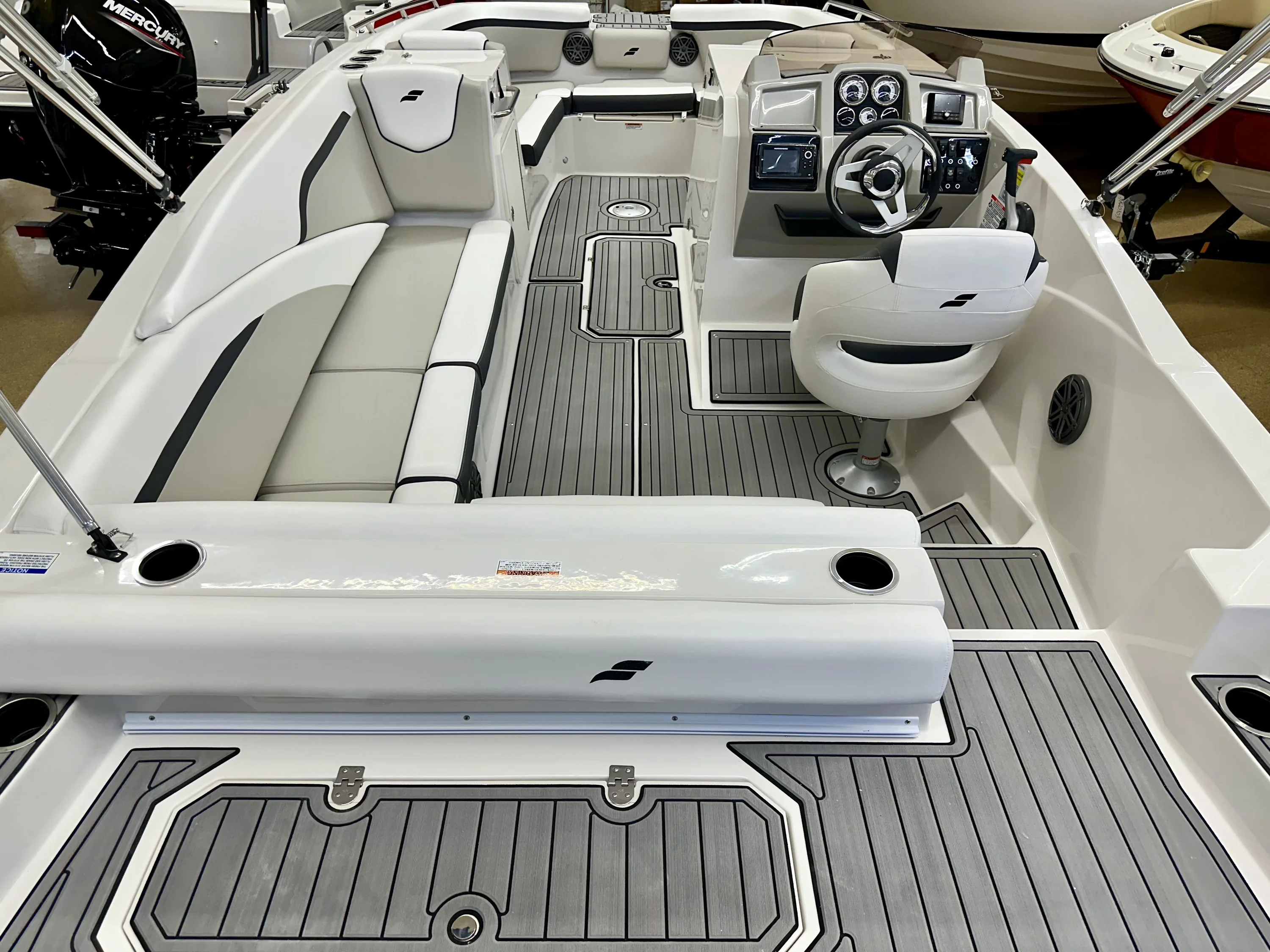 2024 Starcraft 231 SVX OB Image Thumbnail #6