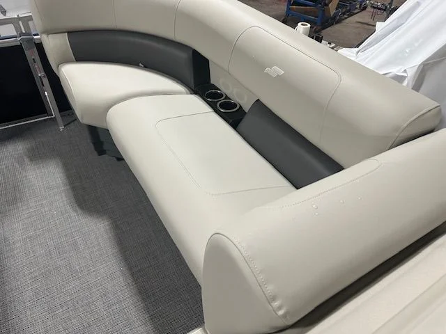 2025 Starcraft LX 20 F Image Thumbnail #2