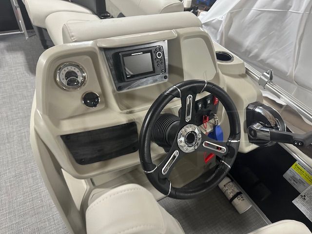 2025 Starcraft LX 20 F Image Thumbnail #6