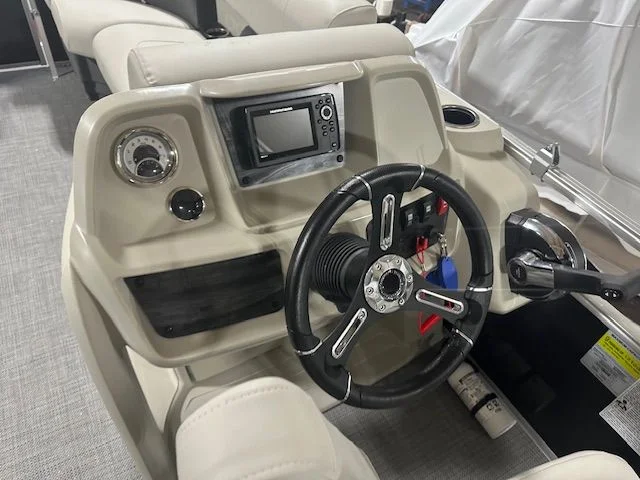 2025 Starcraft LX 20 F Image Thumbnail #6