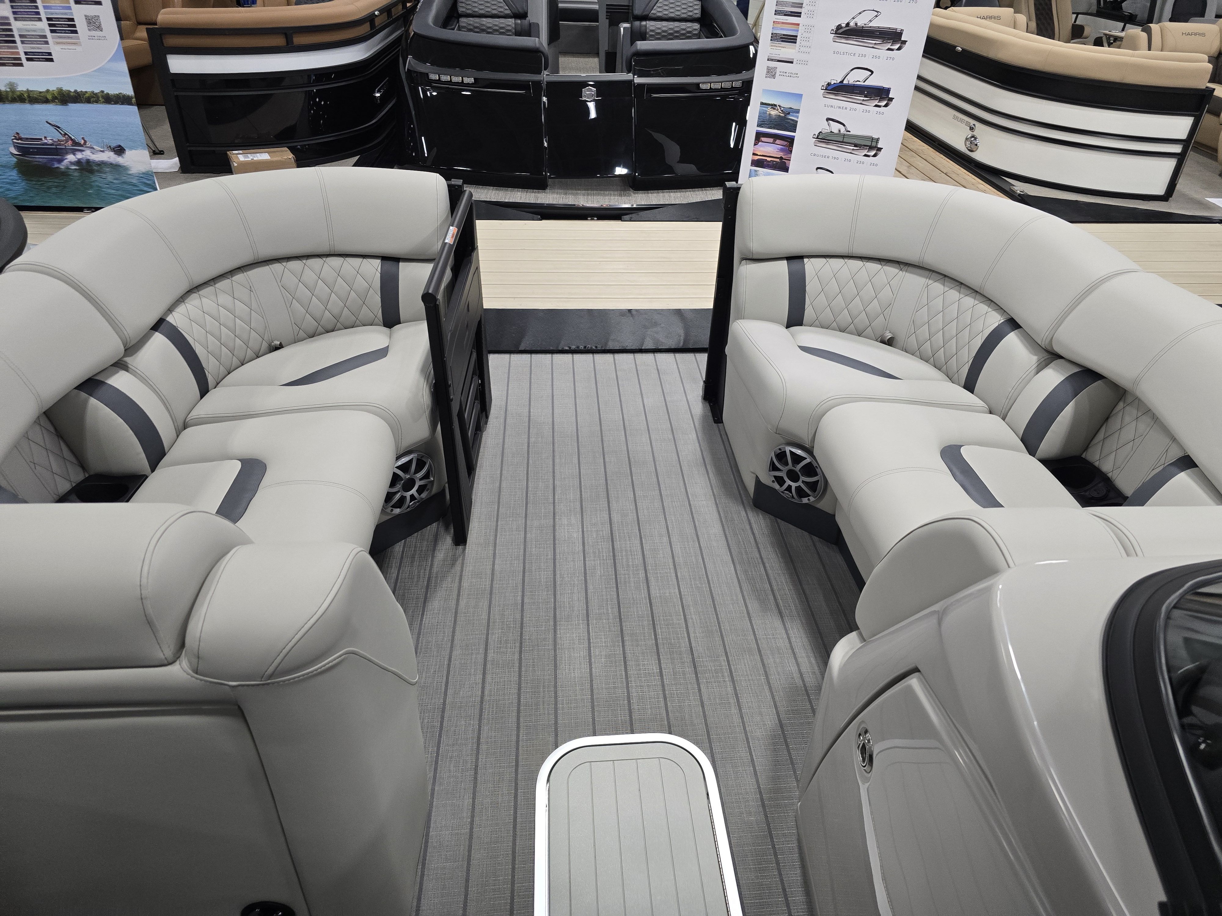 2025 Starcraft RX 23 DL DHTT Image Thumbnail #5