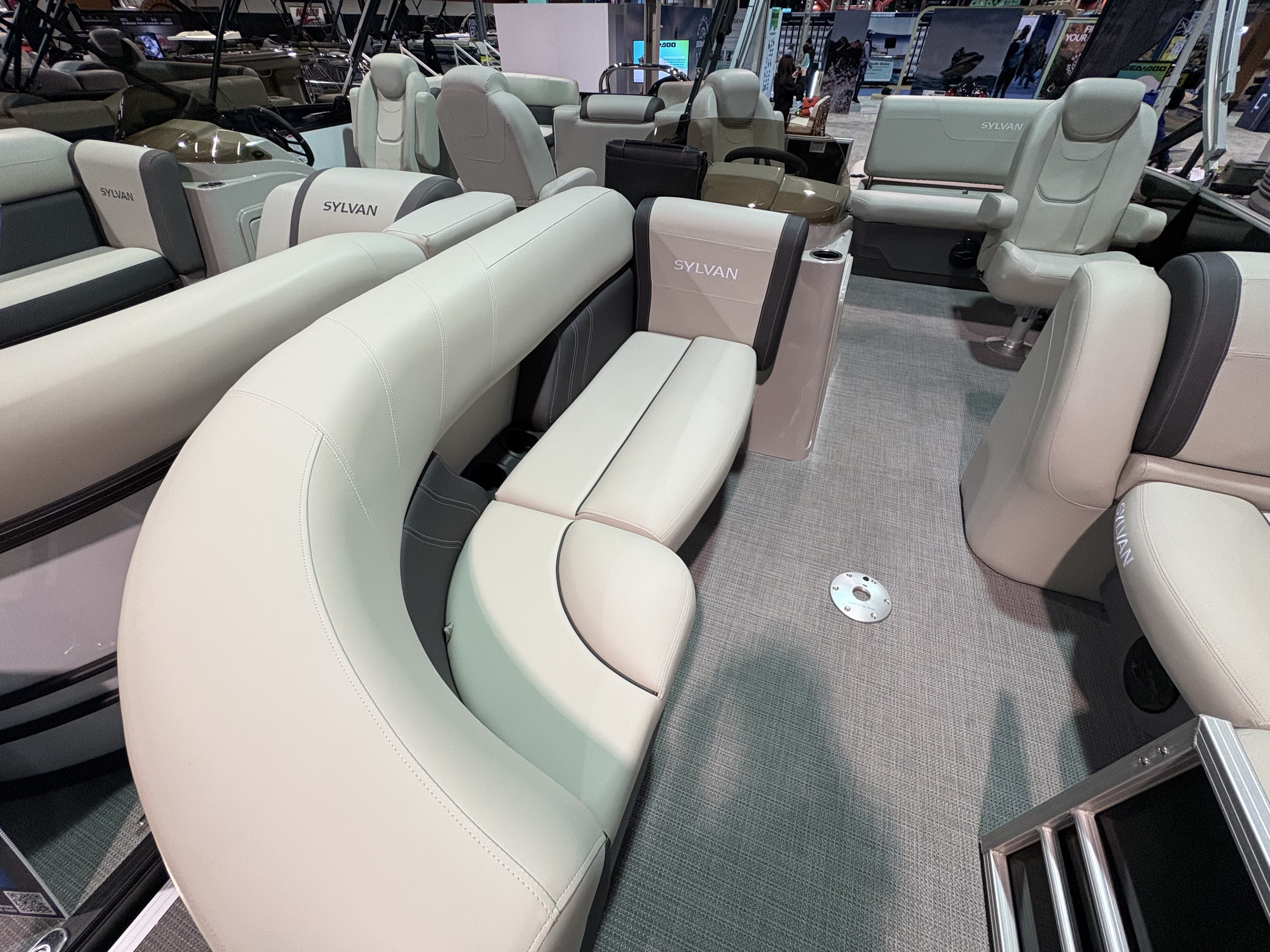 2025 Sylvan MIRAGE 822 Image Thumbnail #2