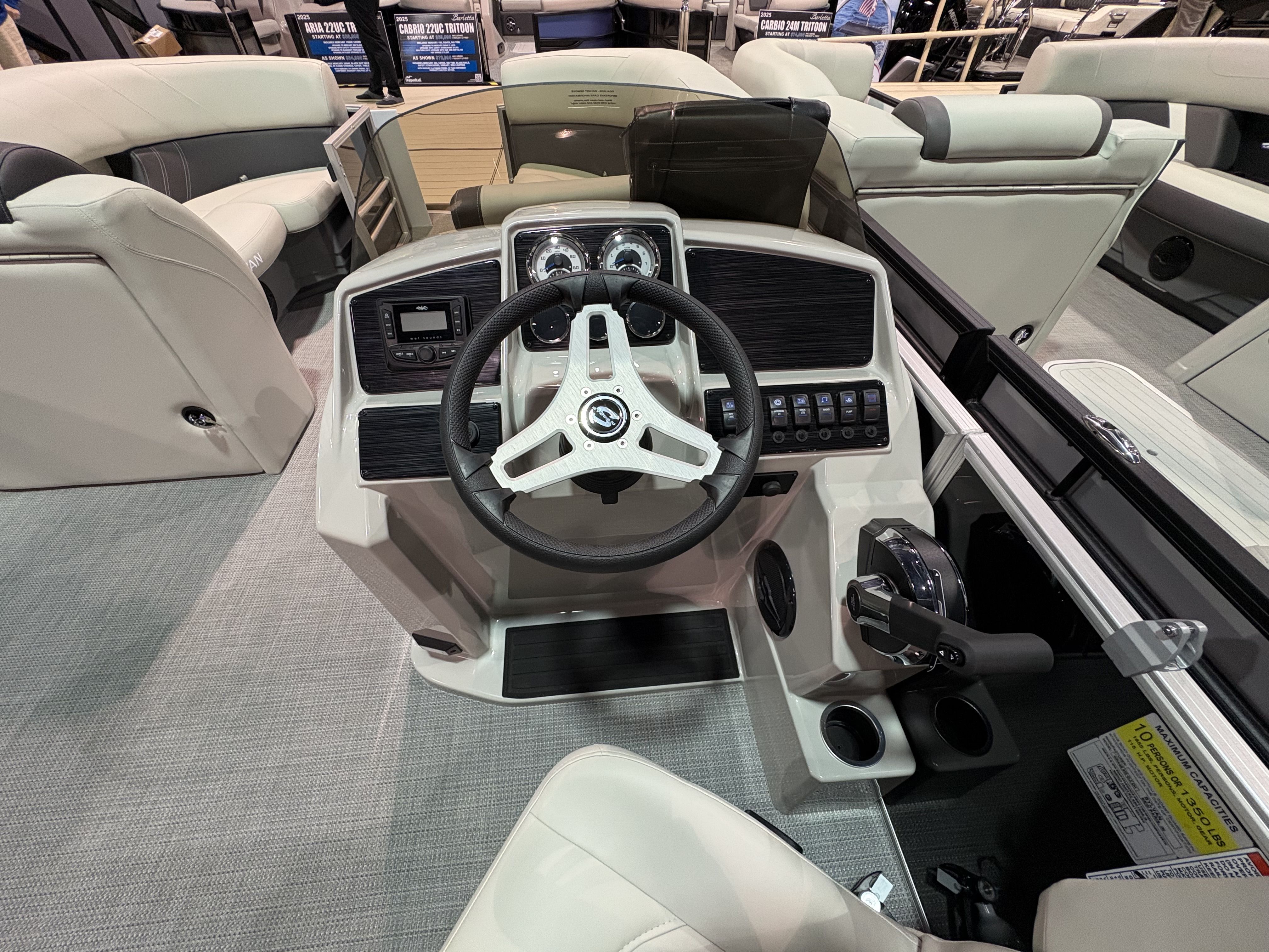 2025 Sylvan MIRAGE 822 Image Thumbnail #8