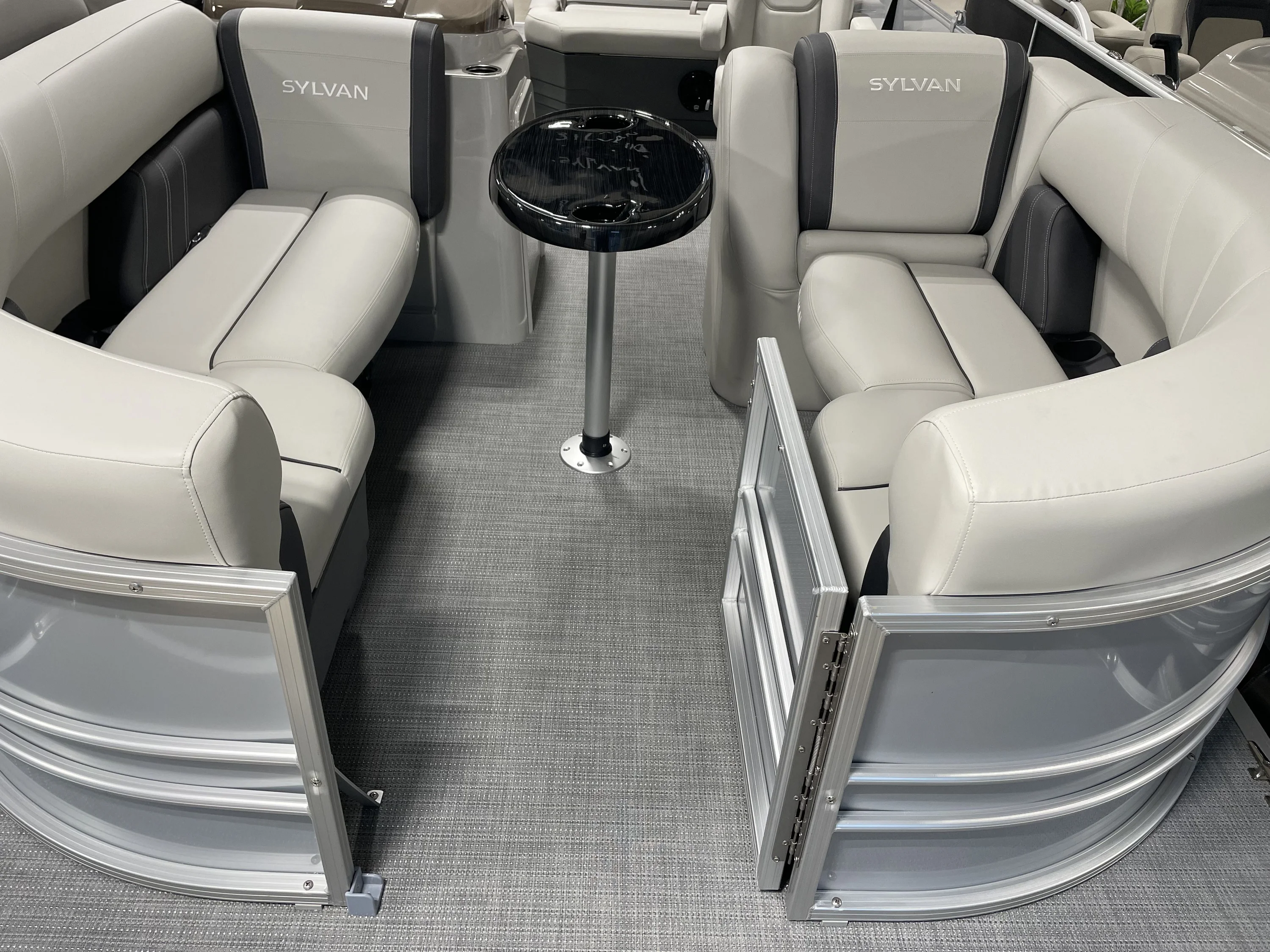 2025 Sylvan MIRAGE 822 Image Thumbnail #0