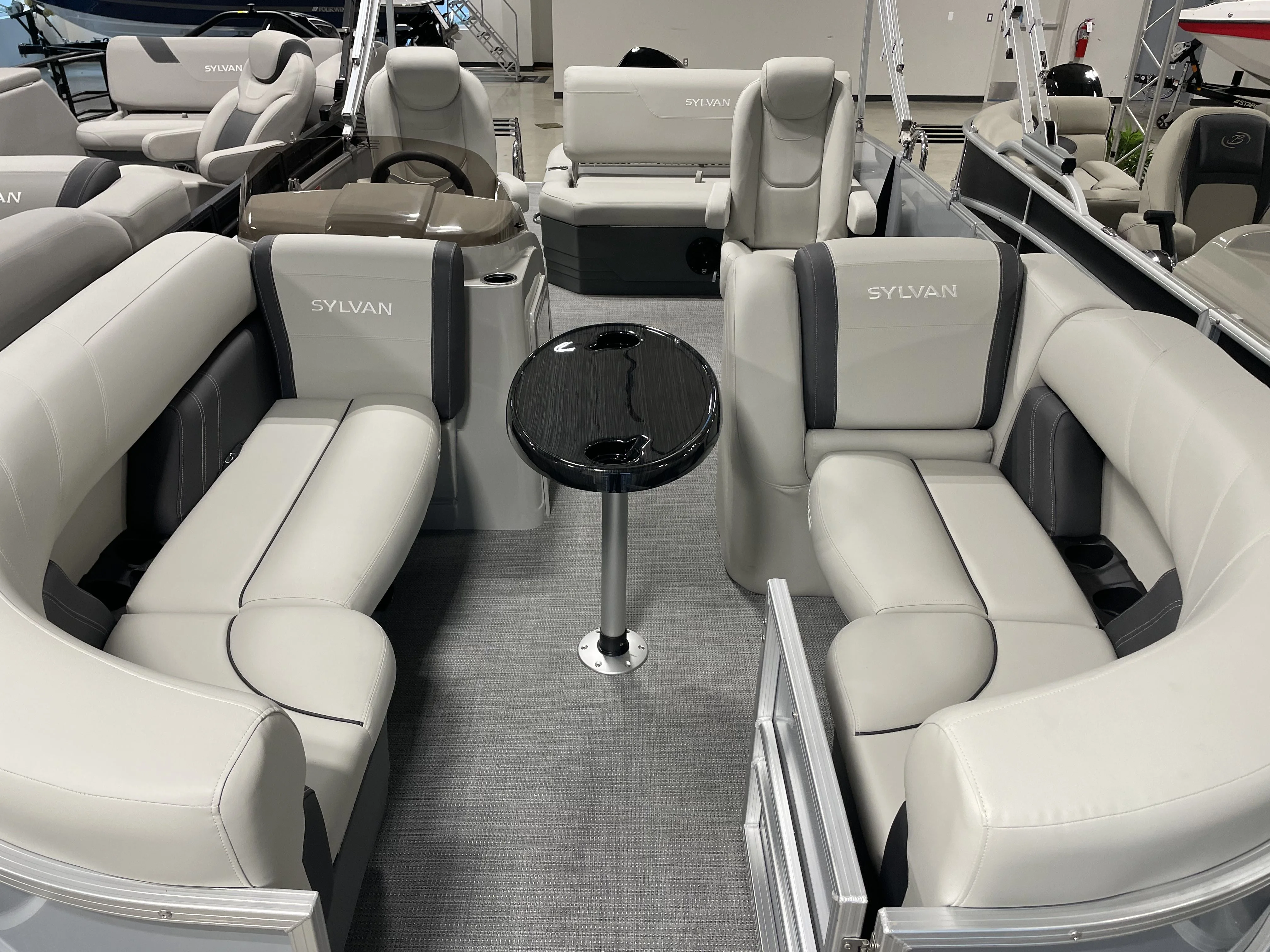 2025 Sylvan MIRAGE 822 Image Thumbnail #1