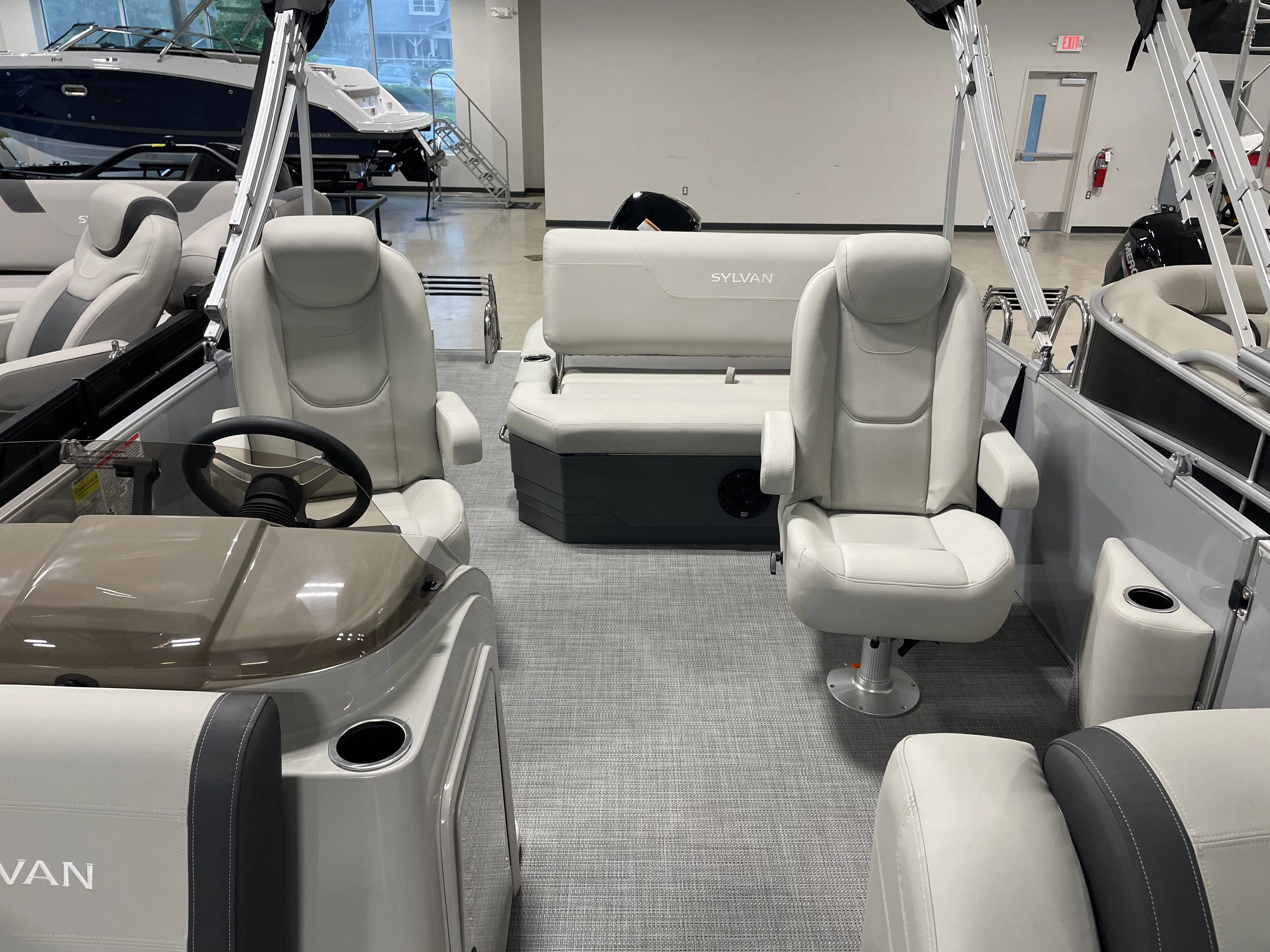 2025 Sylvan MIRAGE 822 Image Thumbnail #2