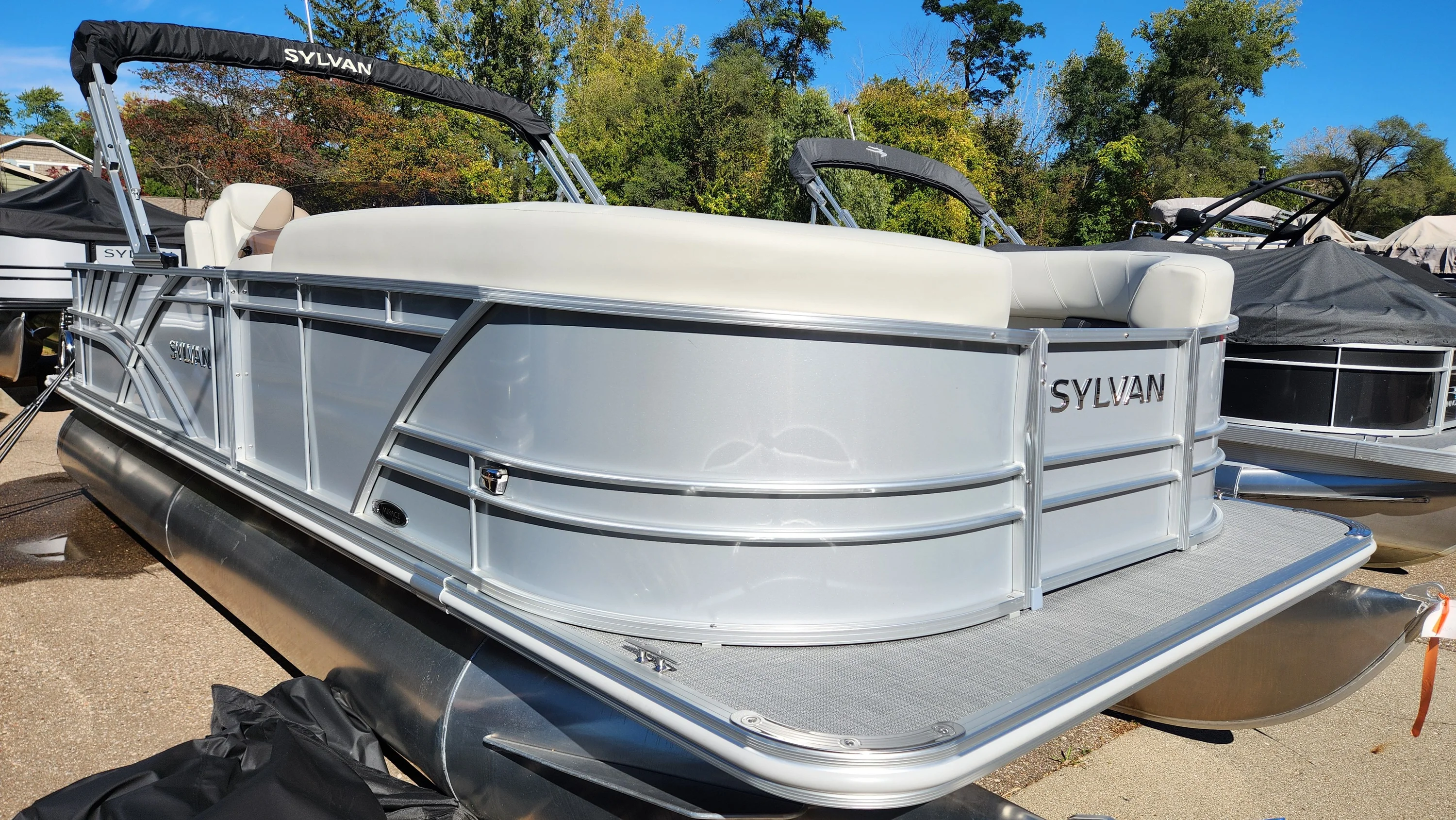 2025 Sylvan MIRAGE 8522 Image Thumbnail #3