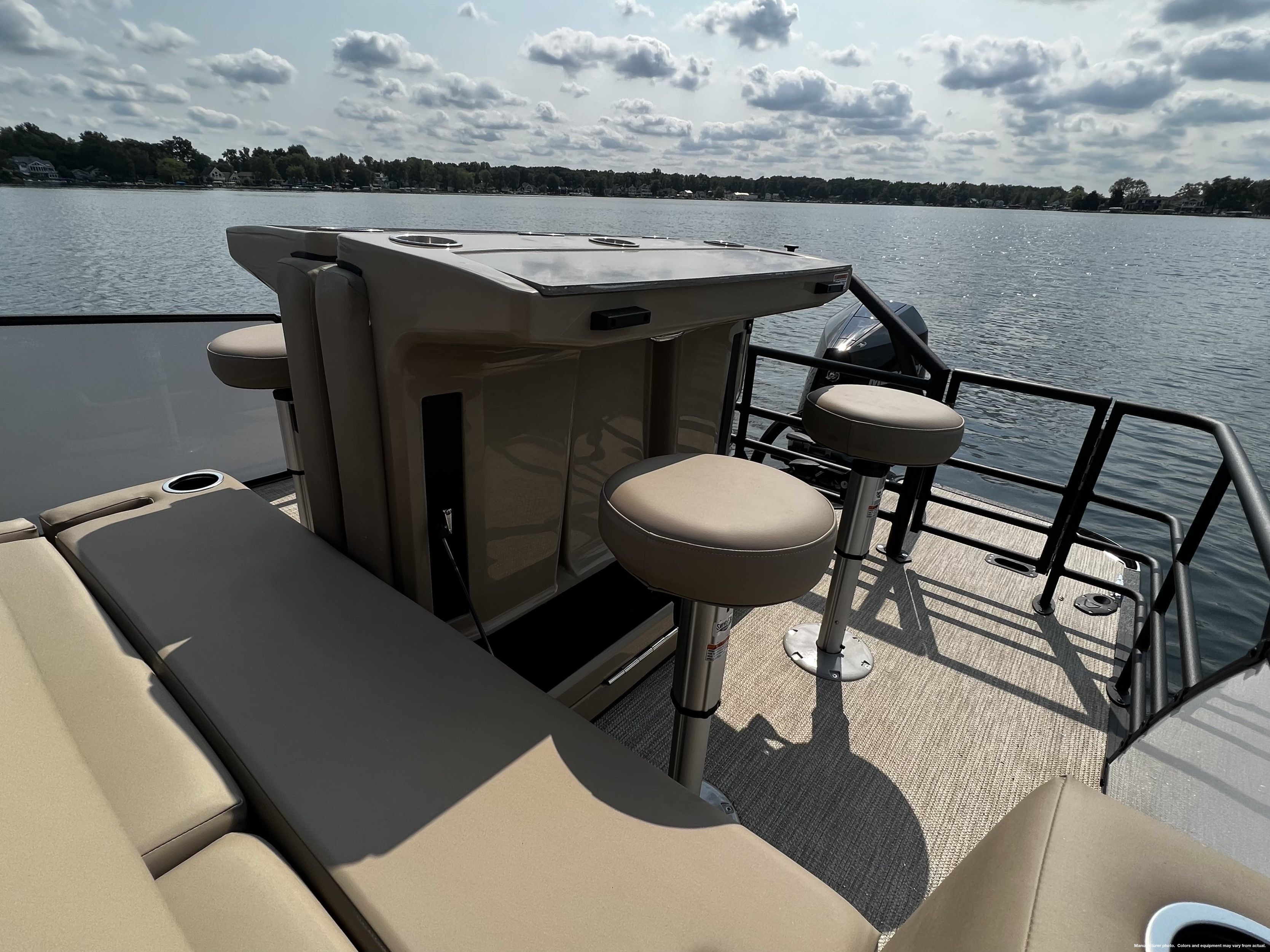 2025 Sylvan
                                                             L-3 Image Thumbnail #4