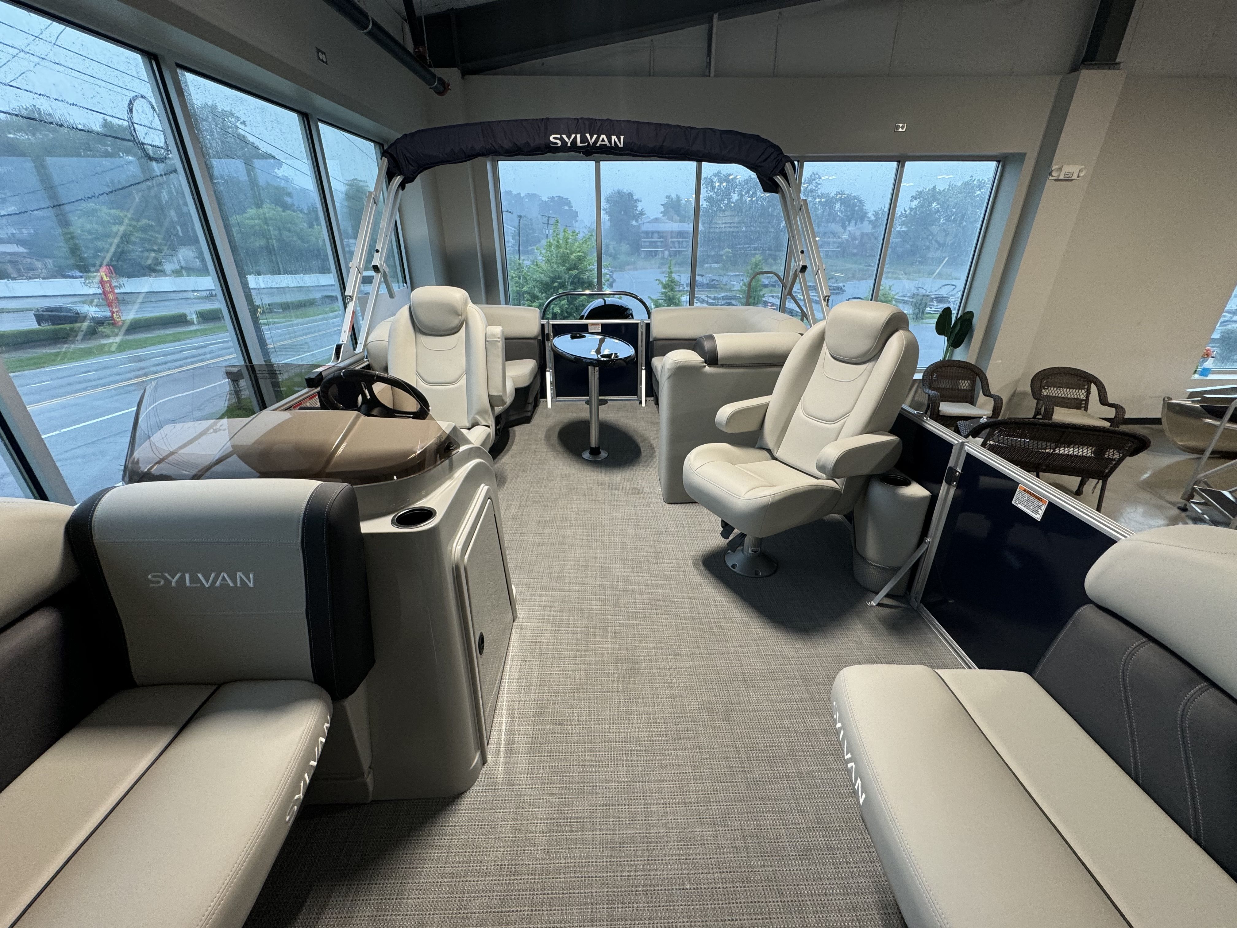 2024 Sylvan
                                                             MIRAGE 8520 Image Thumbnail #2