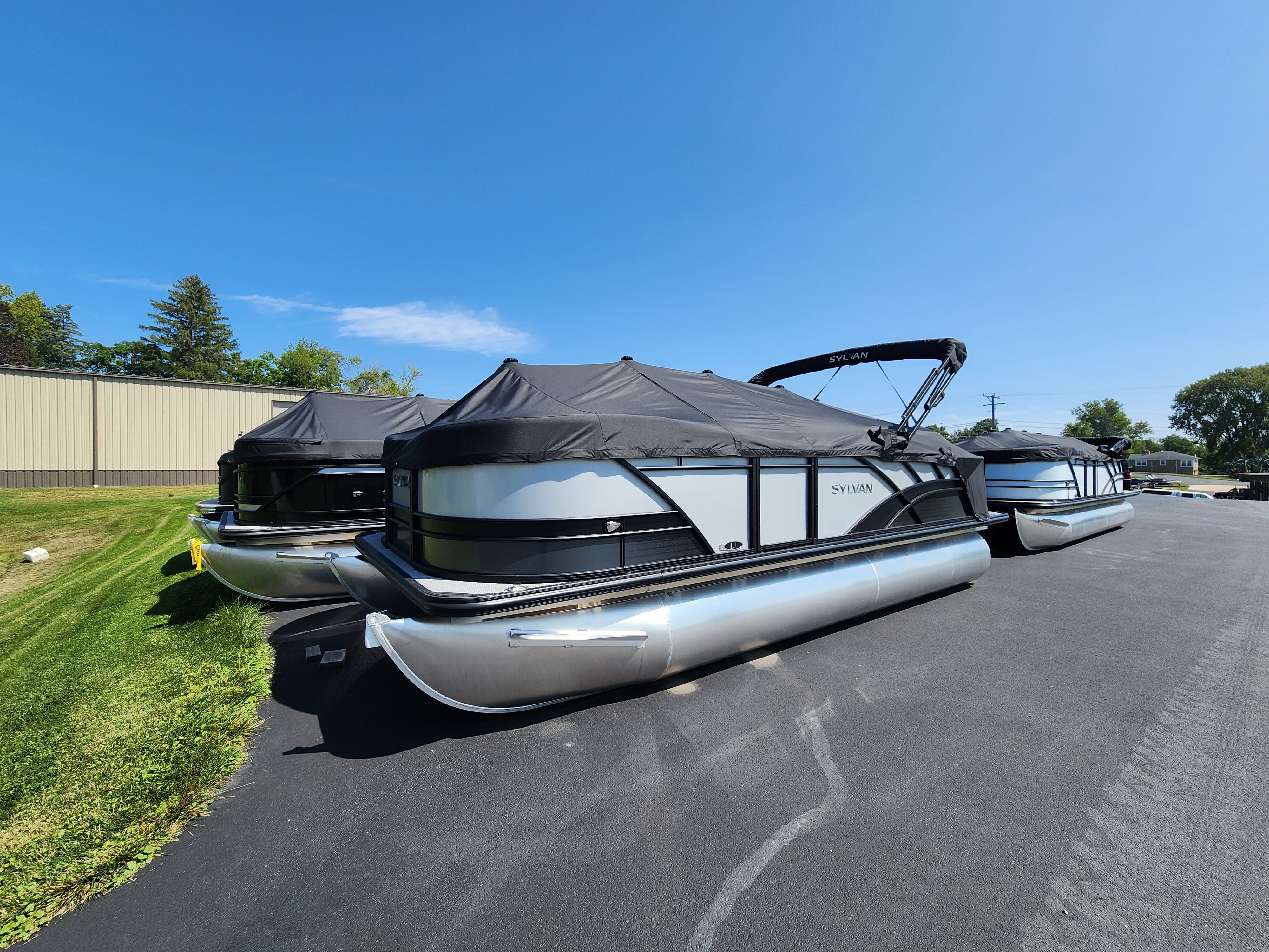2024 Sylvan
                                                             L-1 Image Thumbnail #0