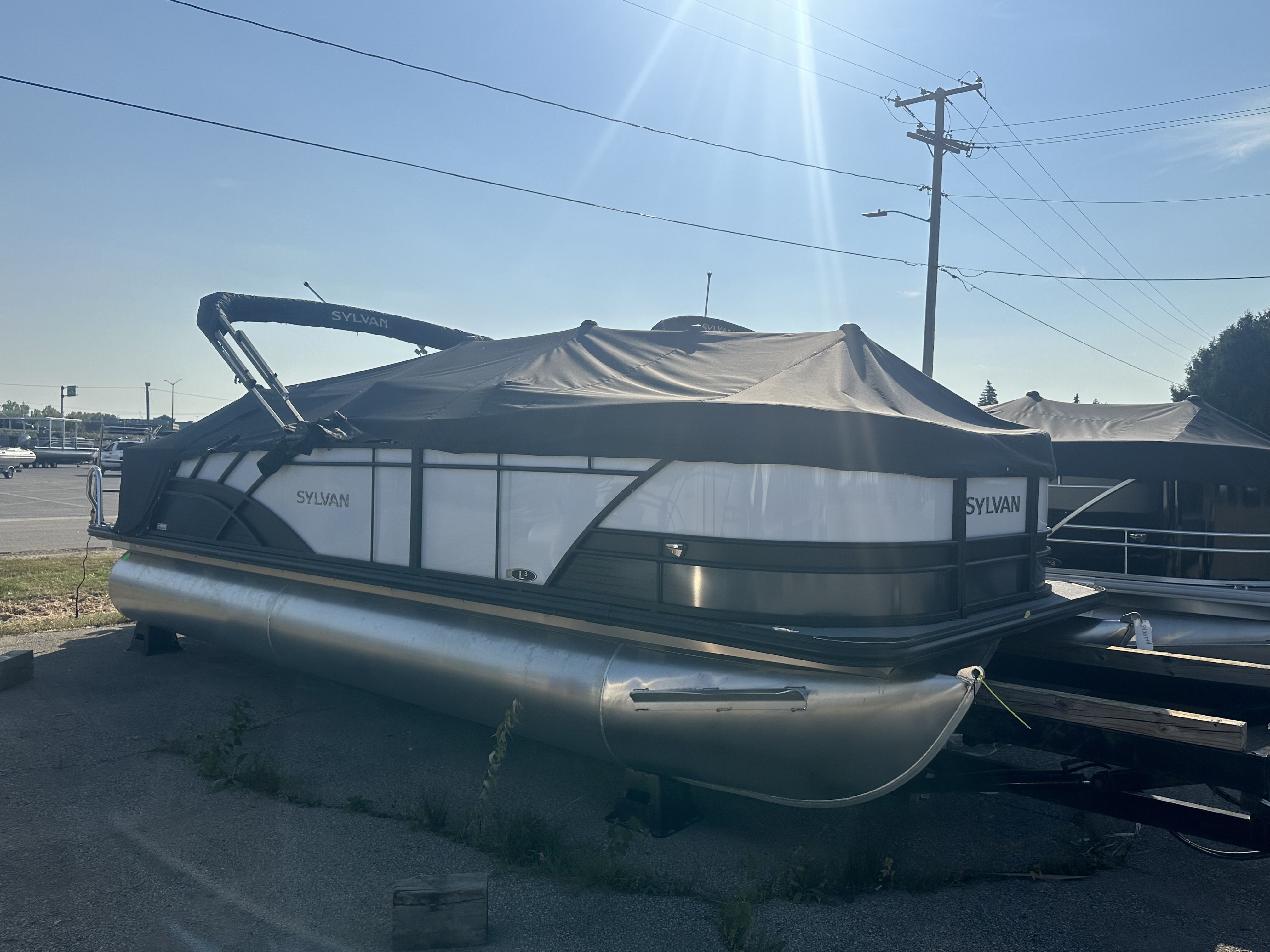2024 Sylvan L3 Image Thumbnail #0