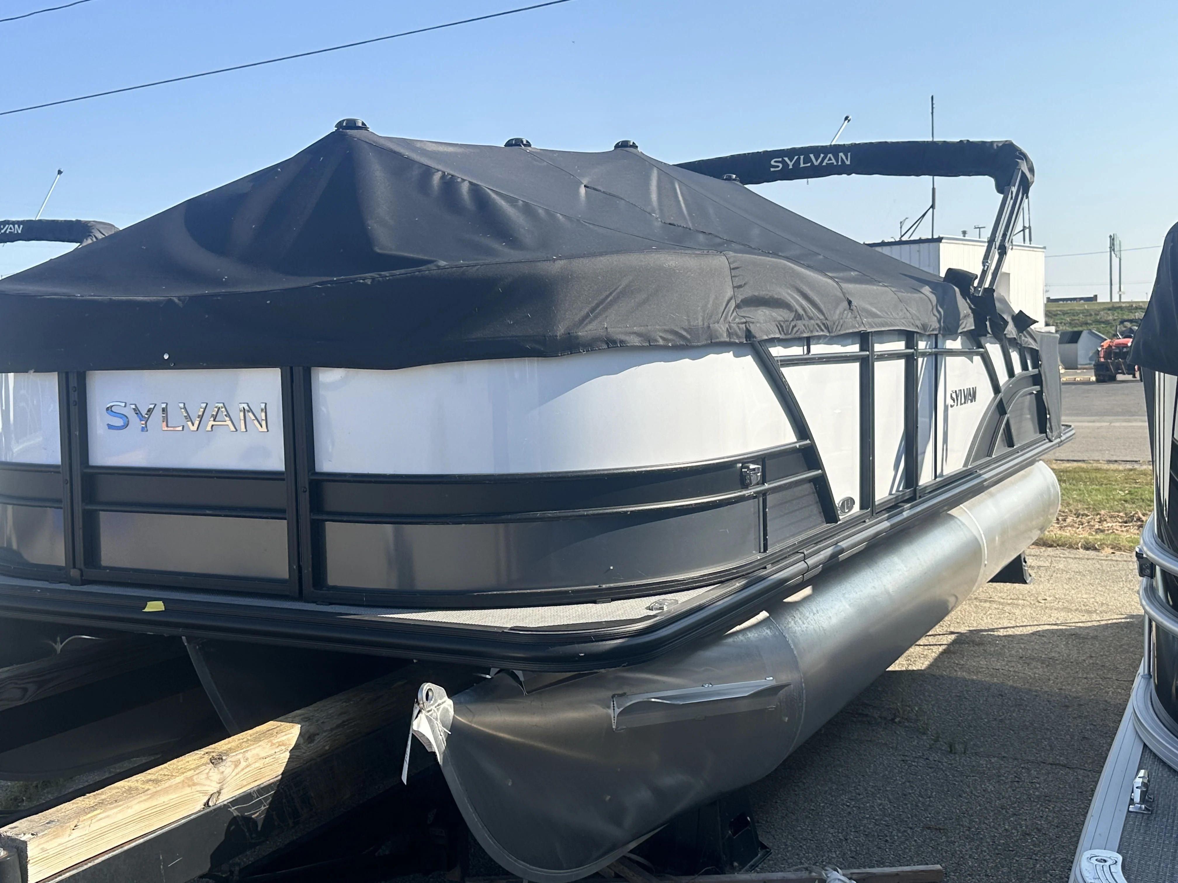 2024 Sylvan L3 Image Thumbnail #2
