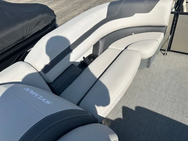 2024 Sylvan L5 Image Thumbnail #4