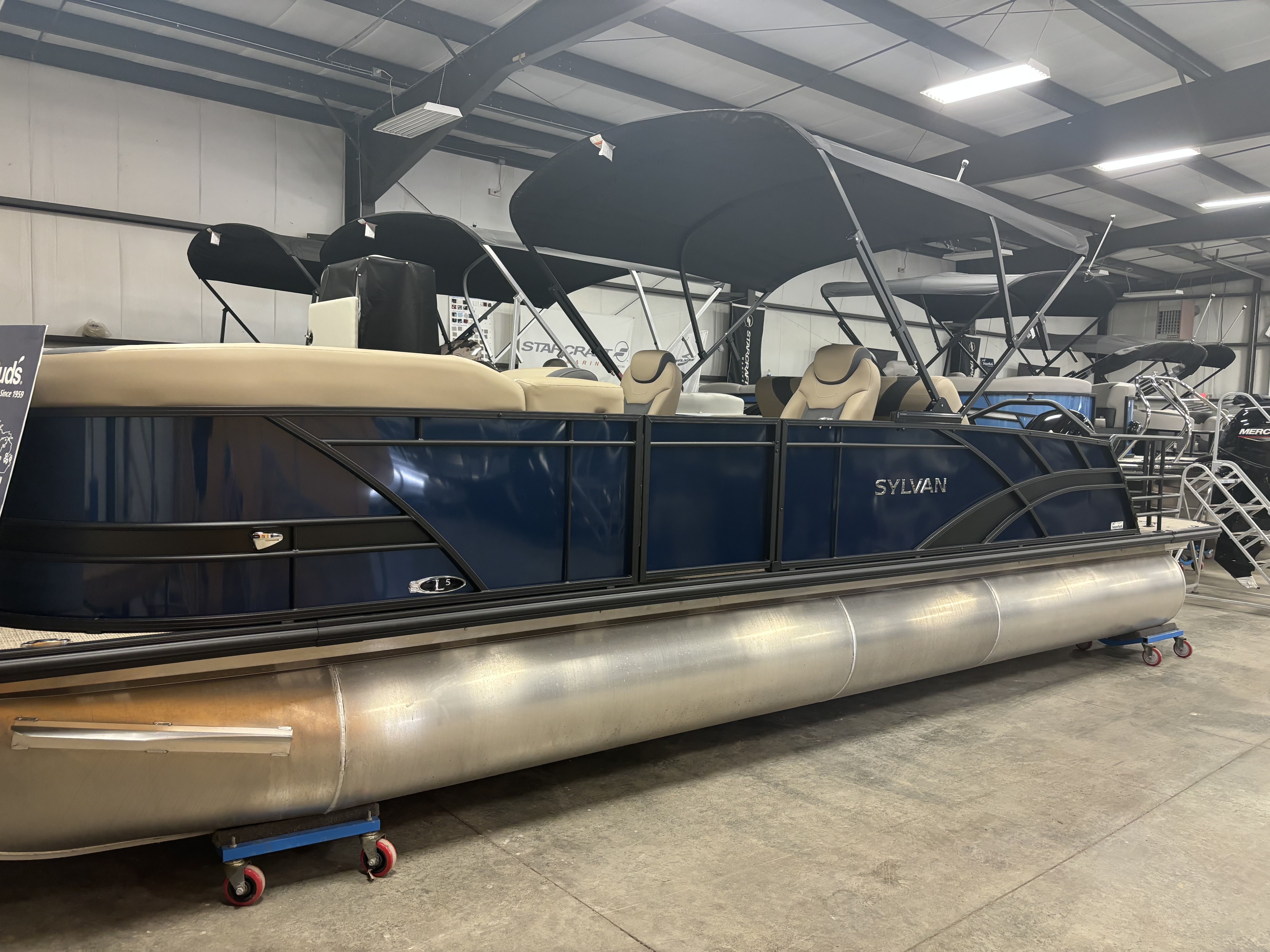 2024 Sylvan L5 Image Thumbnail #0