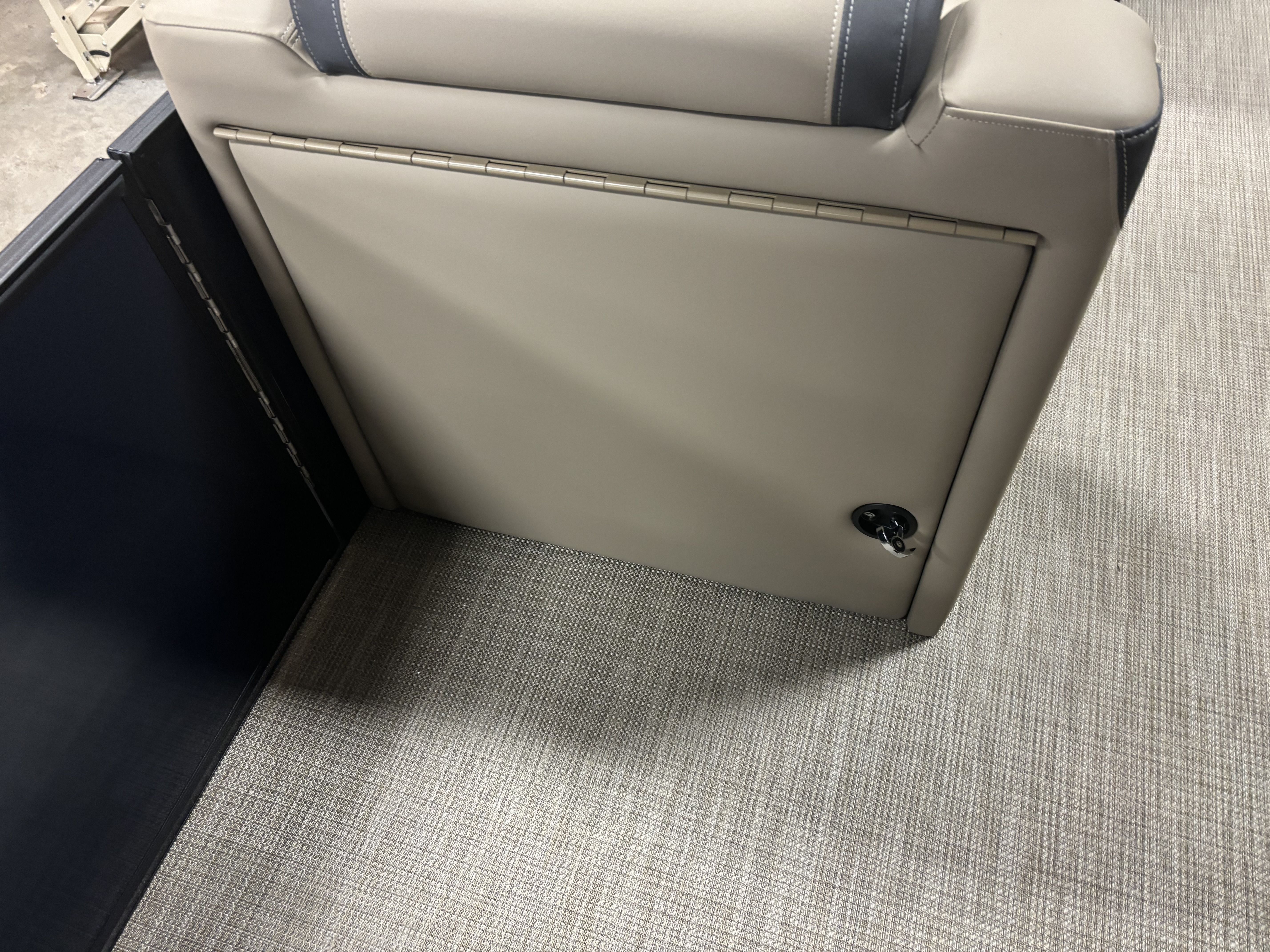 2024 Sylvan L5 Image Thumbnail #7