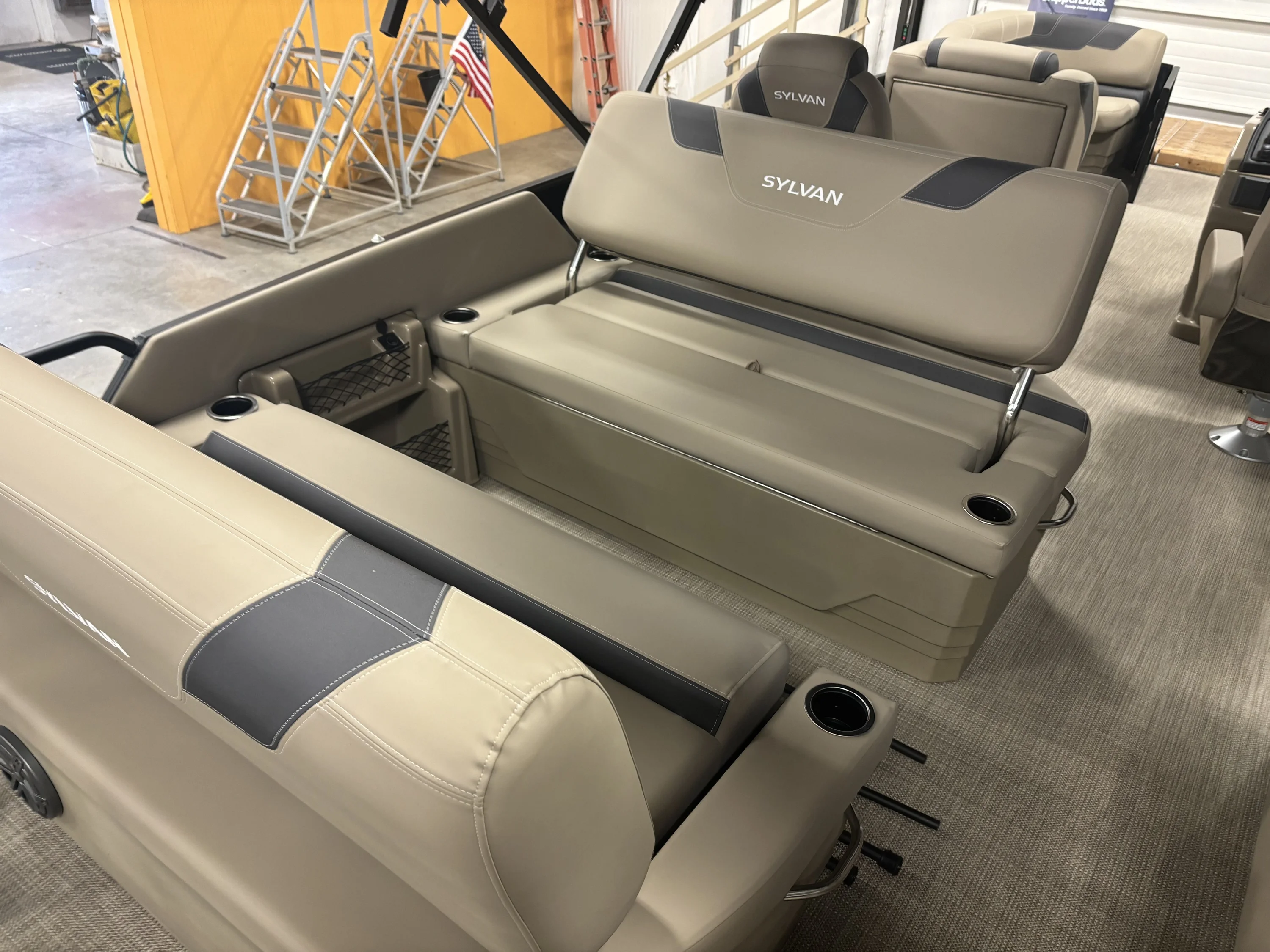 2024 Sylvan L5 Image Thumbnail #9