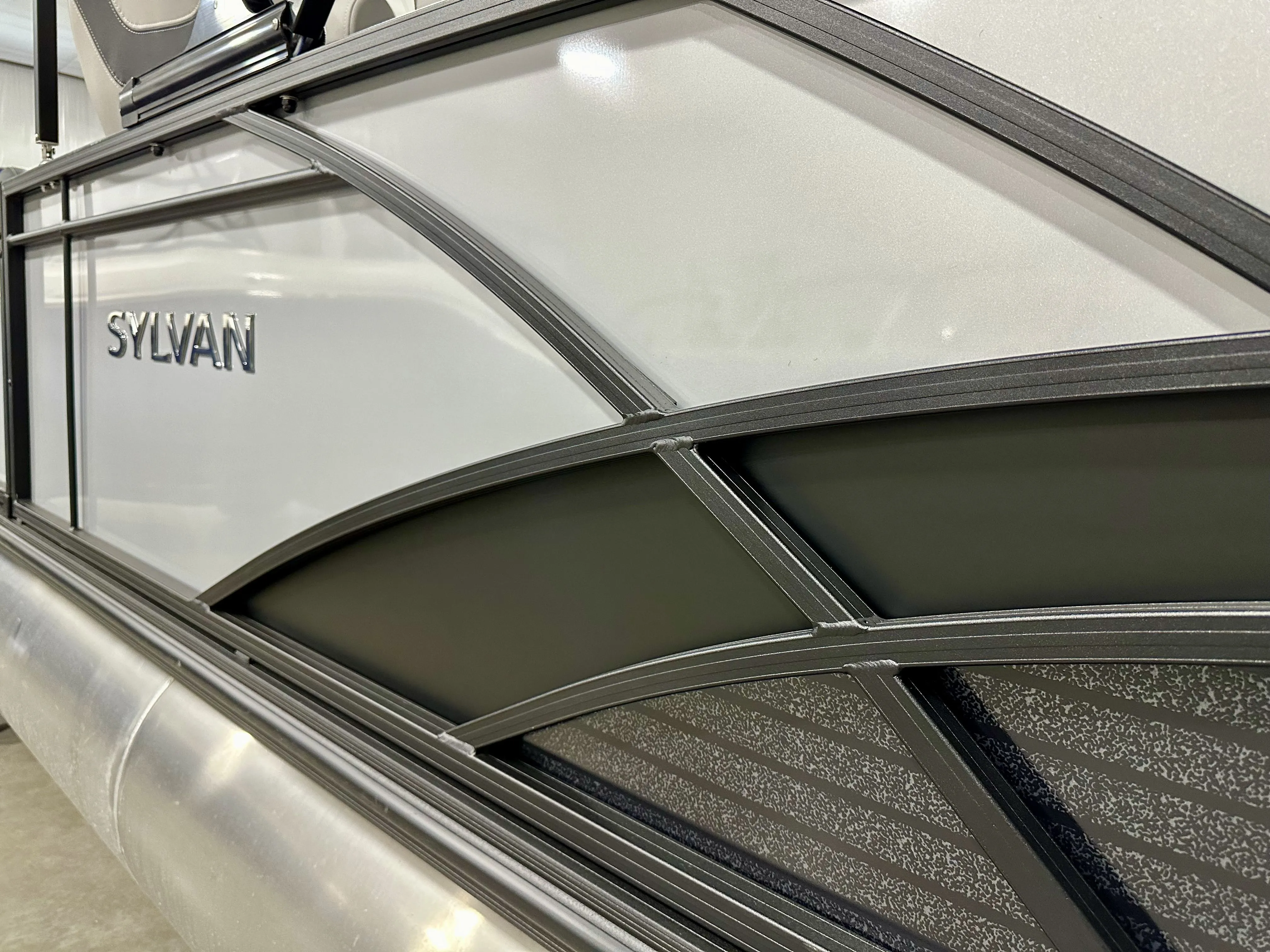 2024 Sylvan L5 Image Thumbnail #18