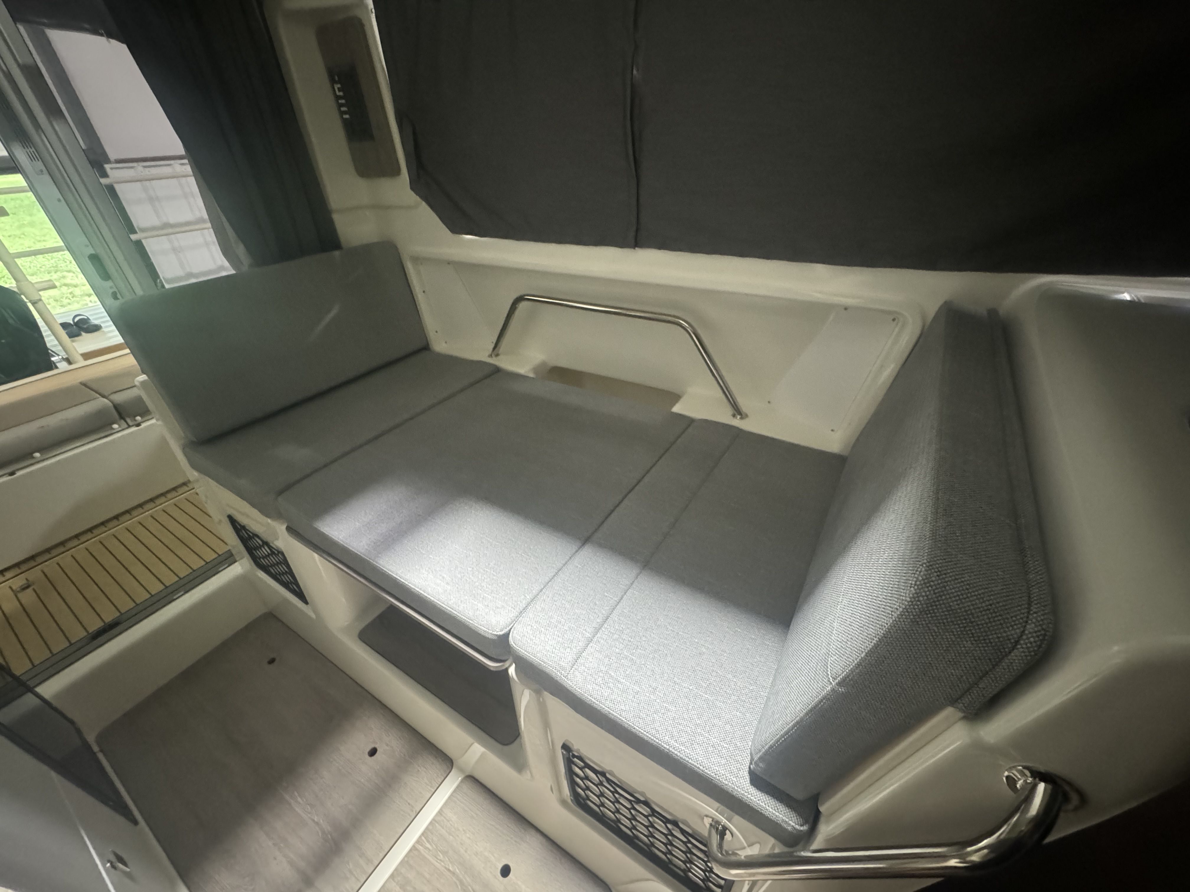 2024 Trophy T25 EXPLORER OB Image Thumbnail #21