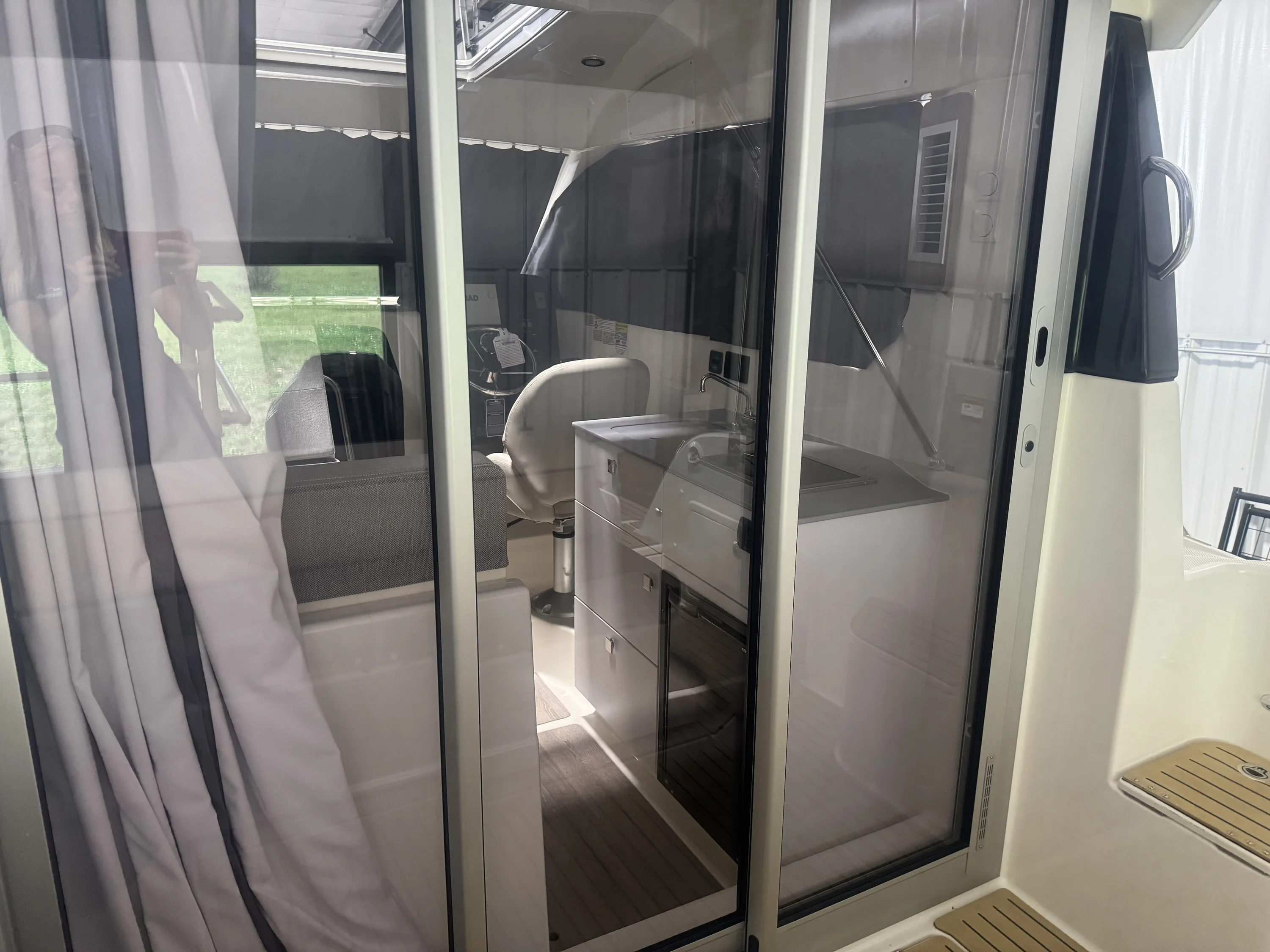 2024 Trophy T25 EXPLORER OB Image Thumbnail #16