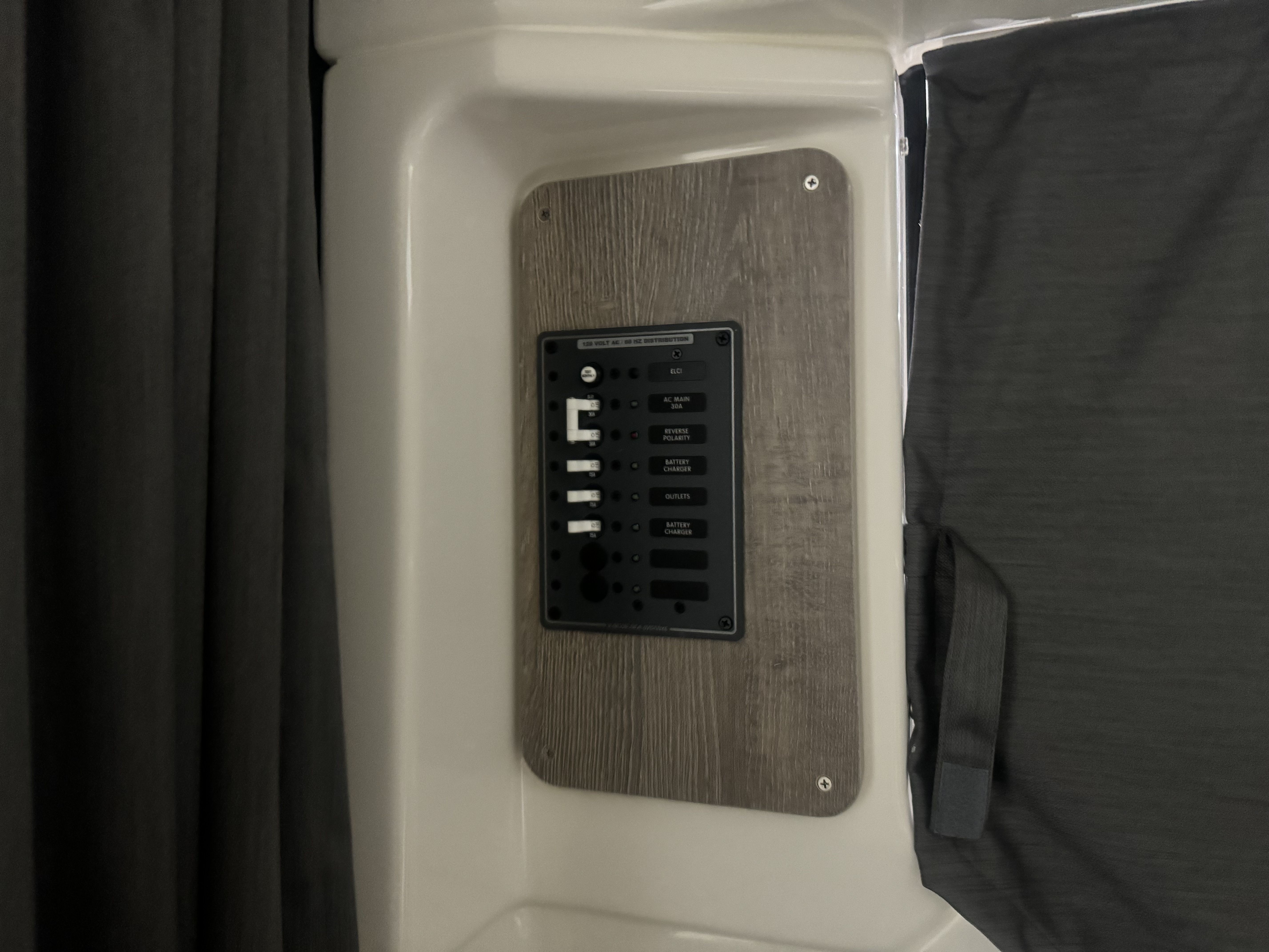 2024 Trophy T25 EXPLORER OB Image Thumbnail #27