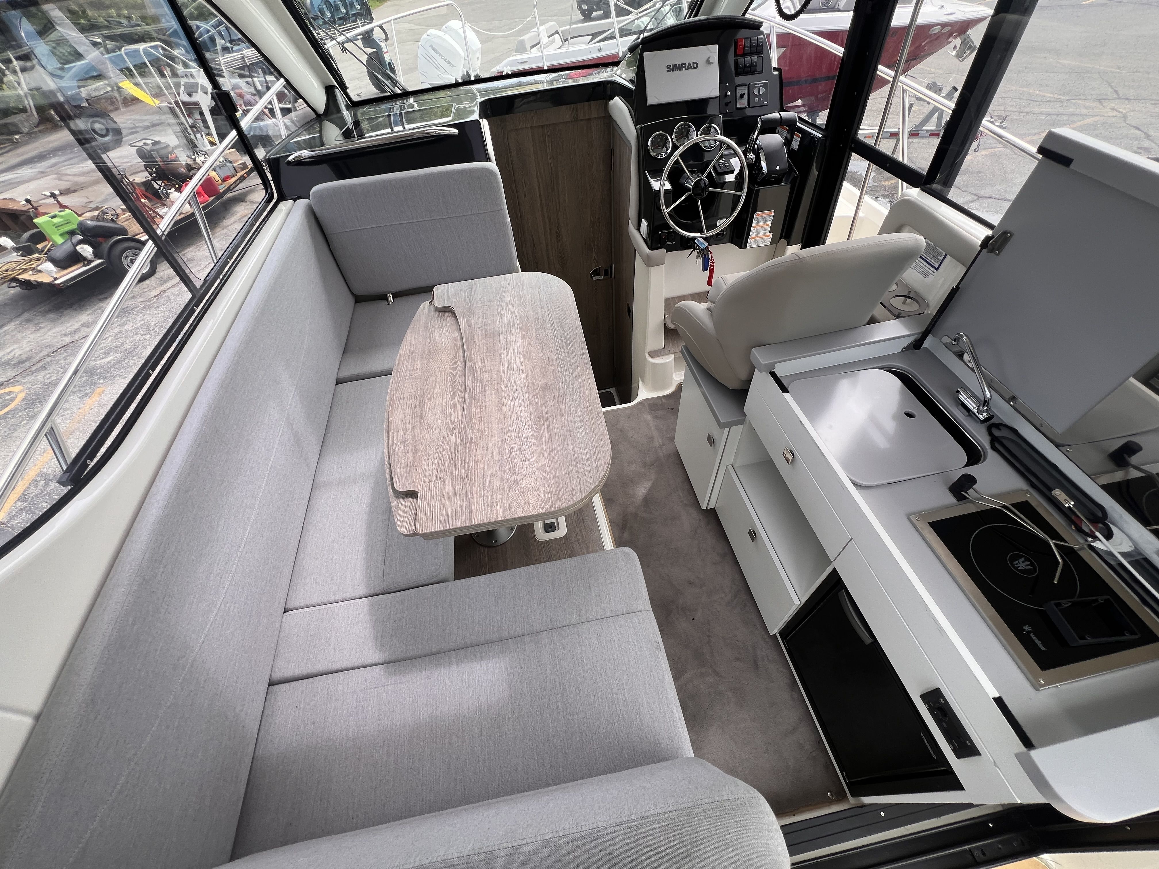 2024 Trophy T29 EXPLORER OB Image Thumbnail #15