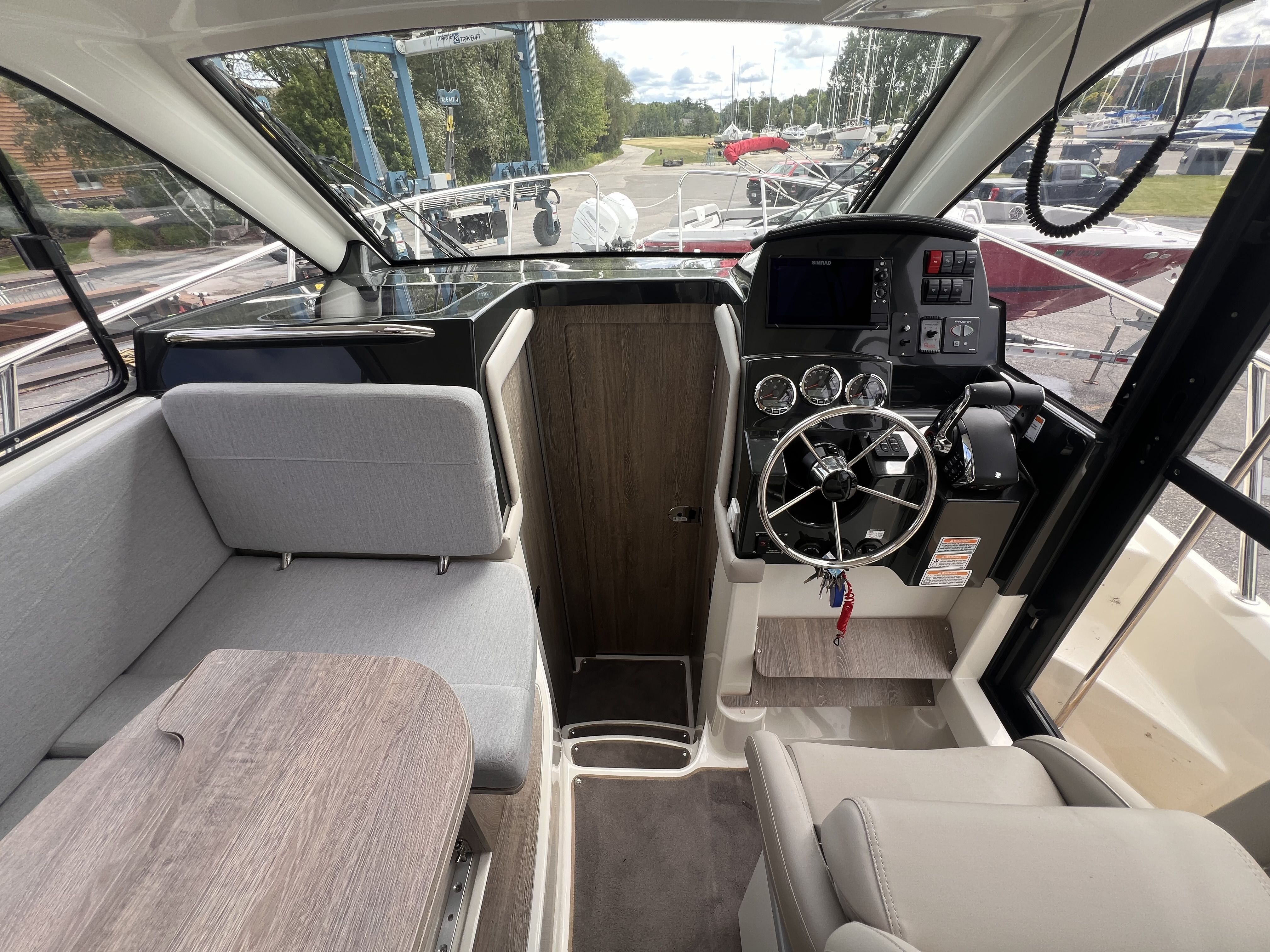 2024 Trophy T29 EXPLORER OB Image Thumbnail #16