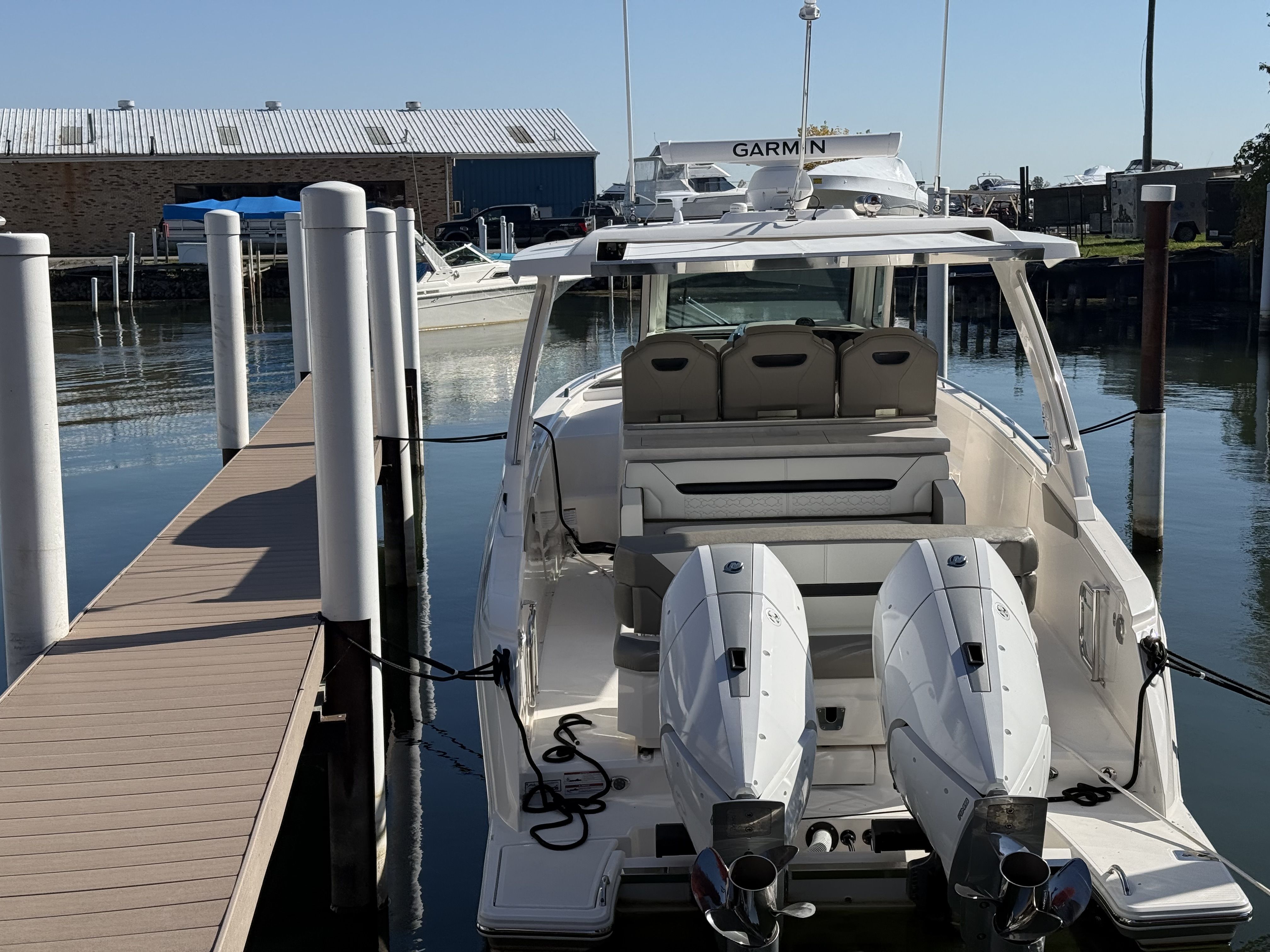 2025 Tiara Yachts
                                                             34LS Image Thumbnail #8