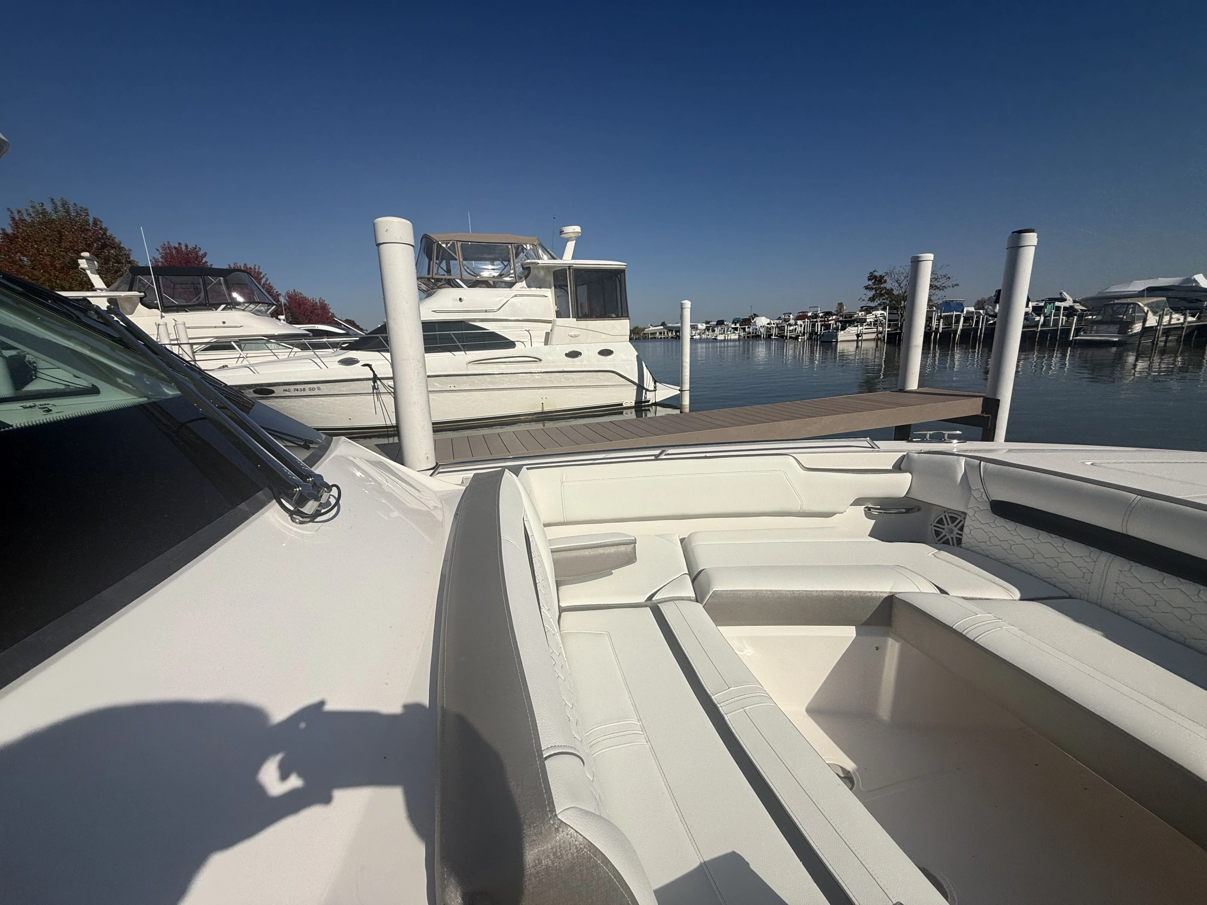 2025 Tiara Yachts 34LS Image Thumbnail #19